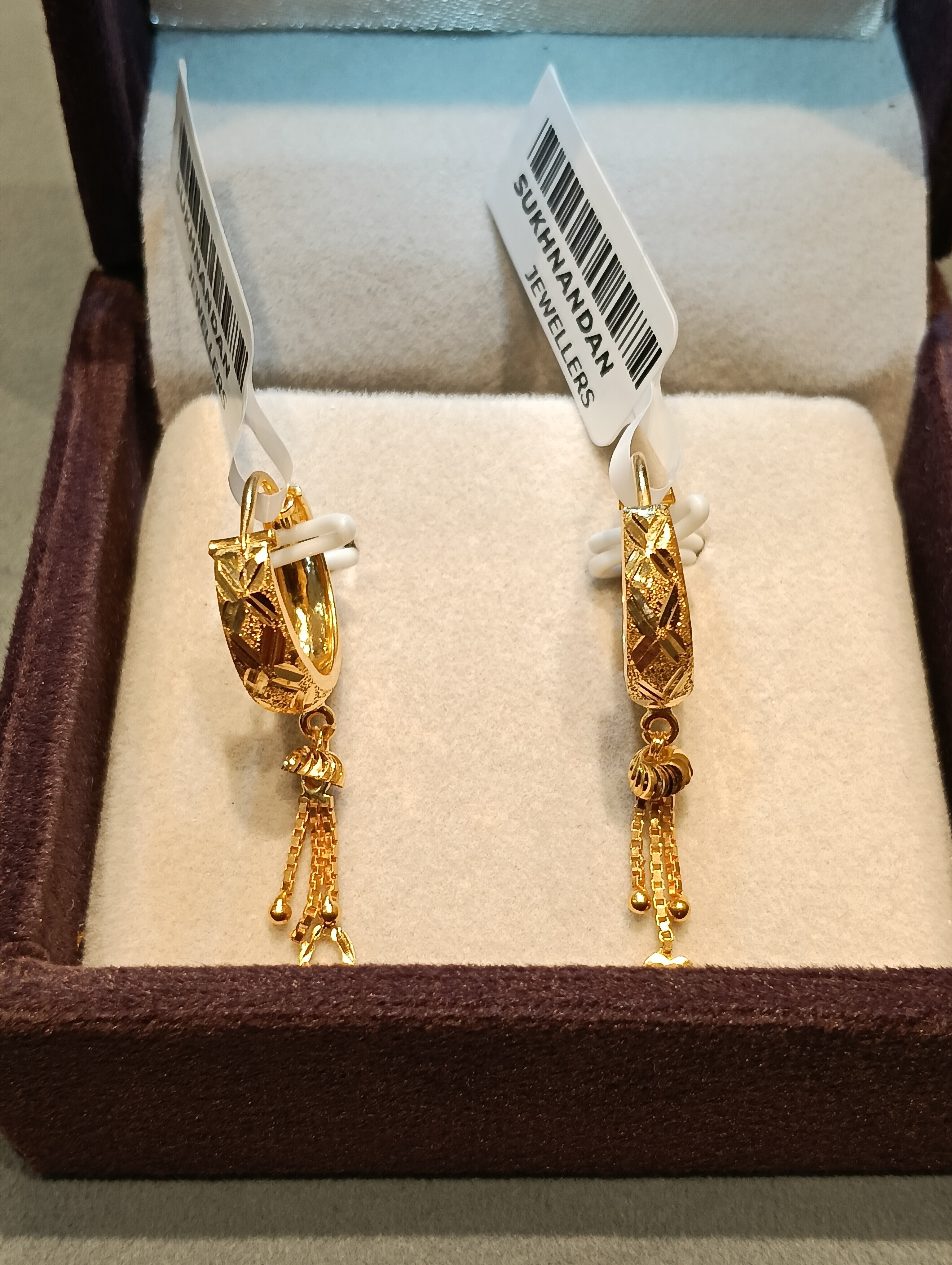 Ear rings