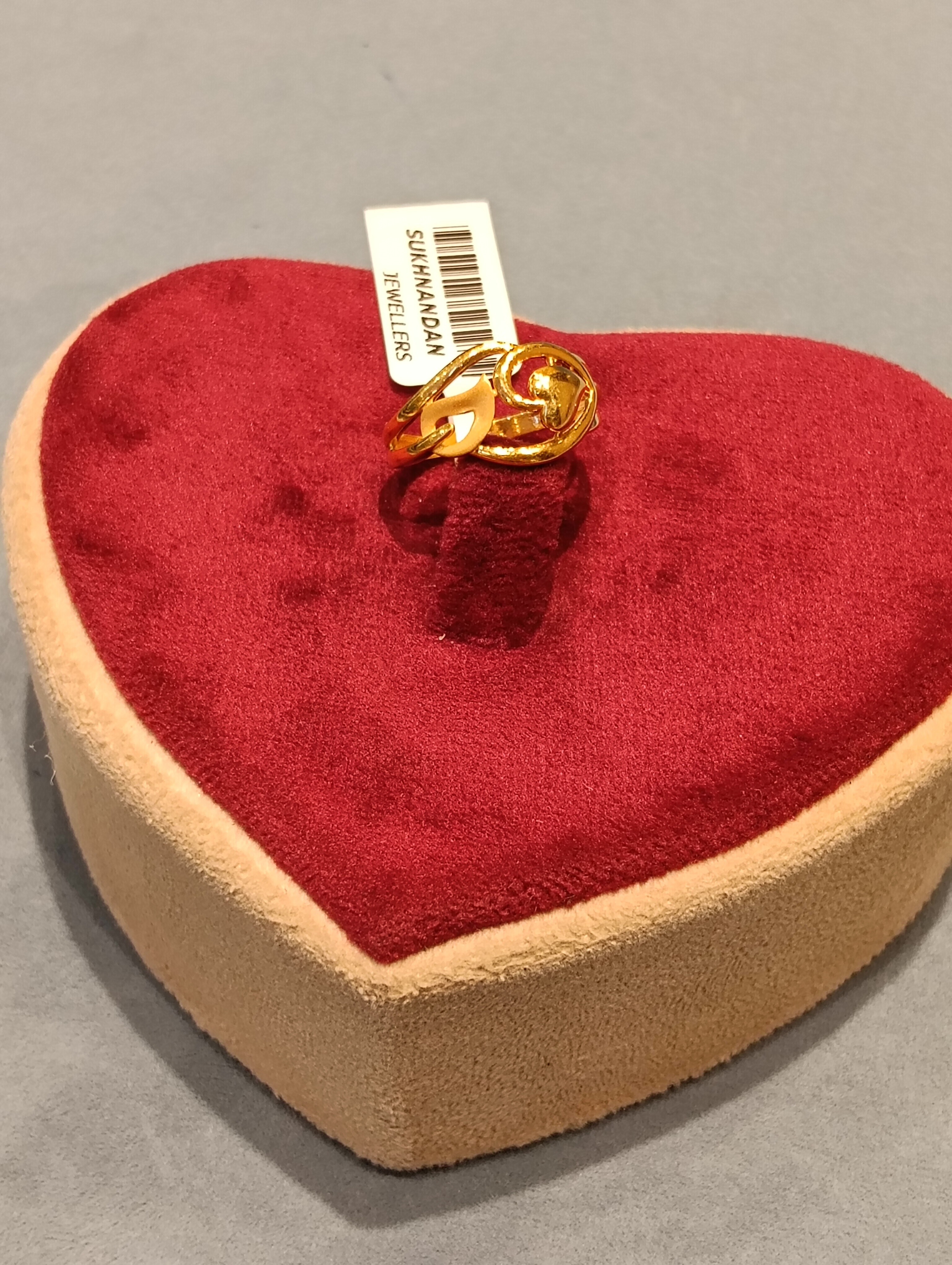 Ladies Rings