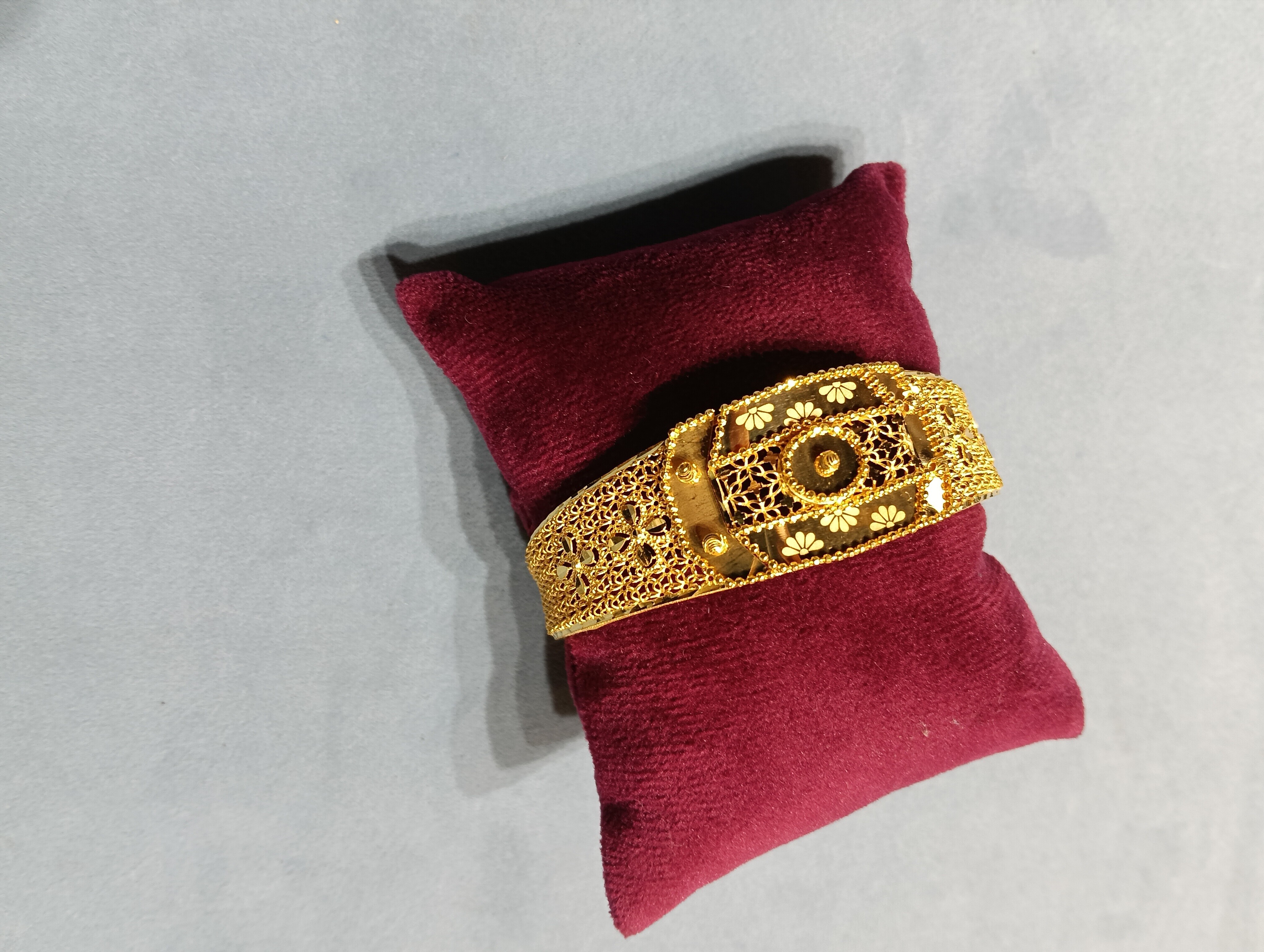 Ladies Bracelet