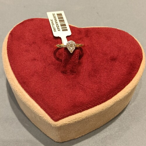 Diamond Ladies rings