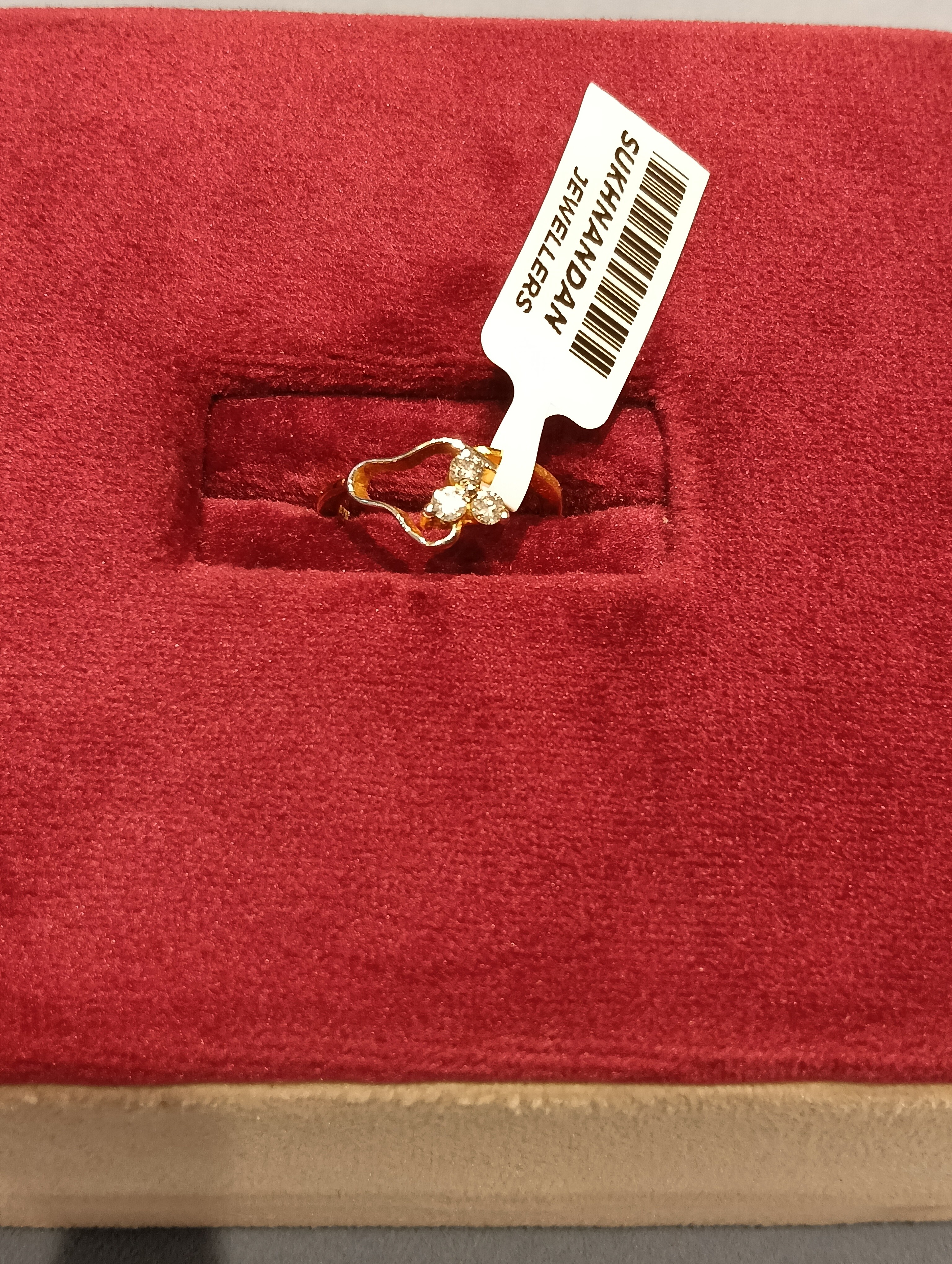 Diamond Ladies rings