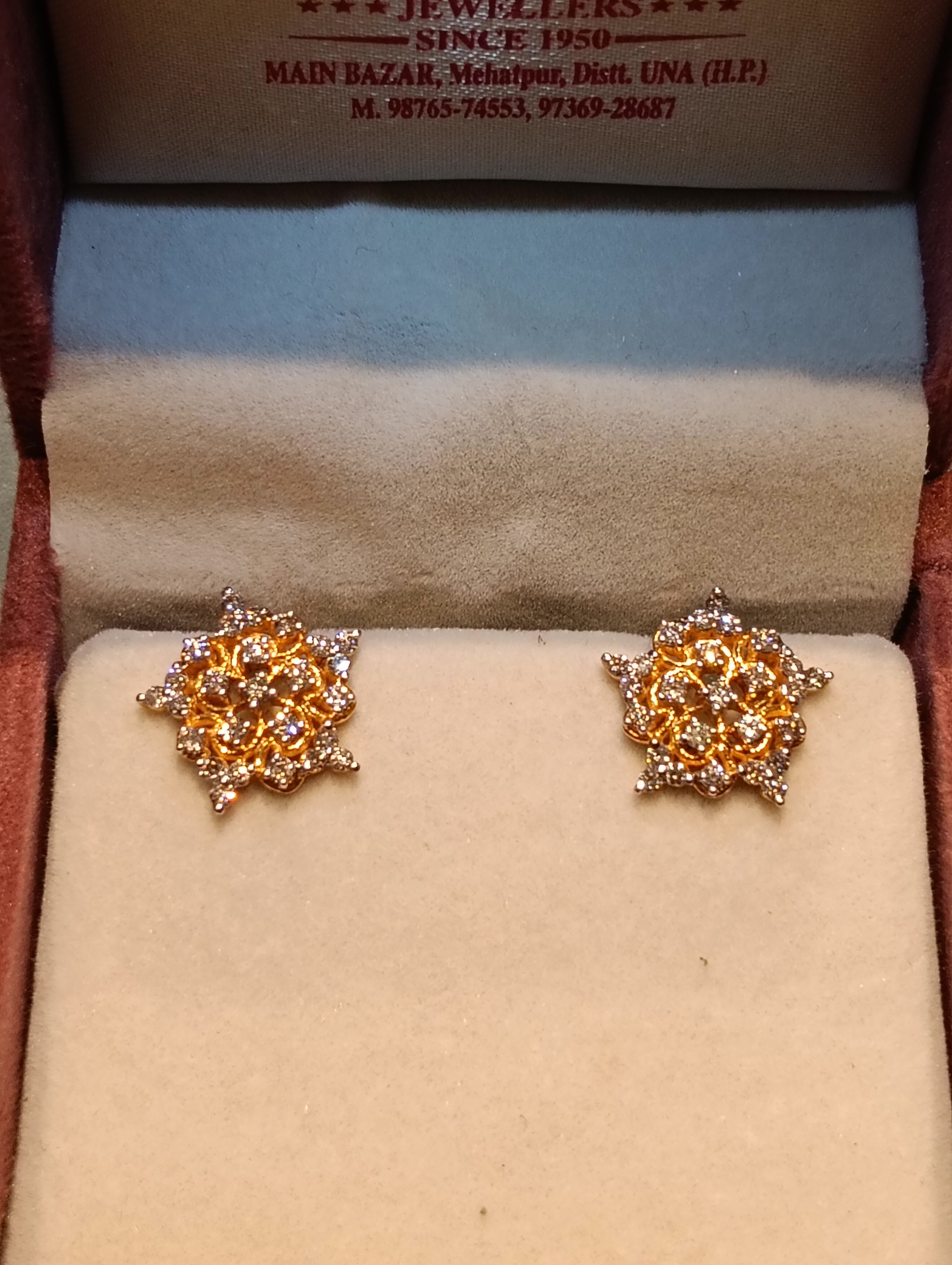 Diamond Tops