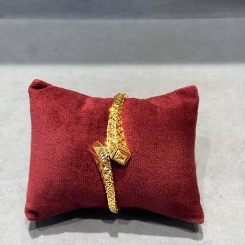 Ladies Bracelet