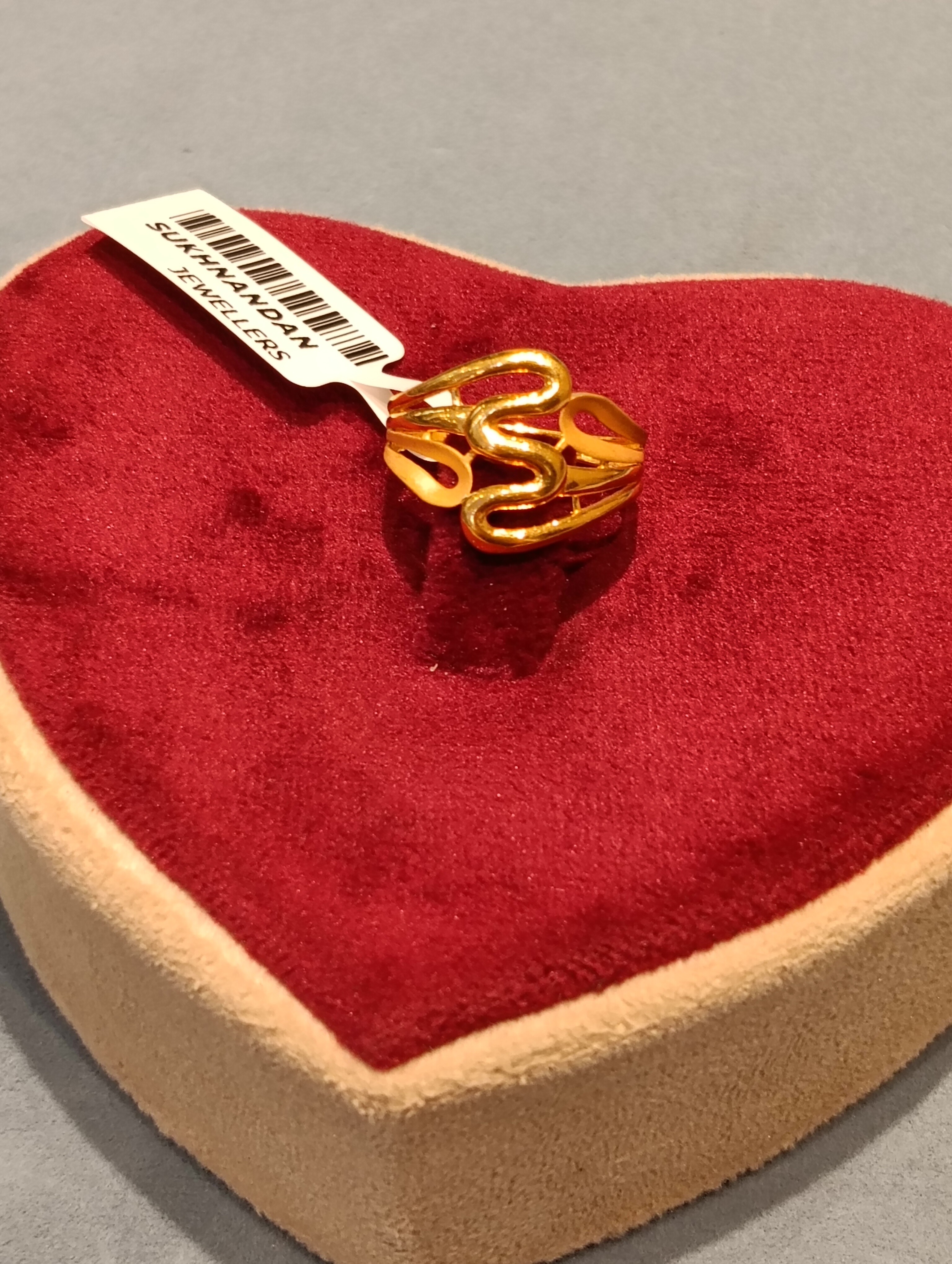 Ladies Rings