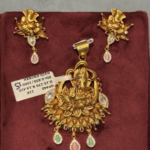 Pendant Sets