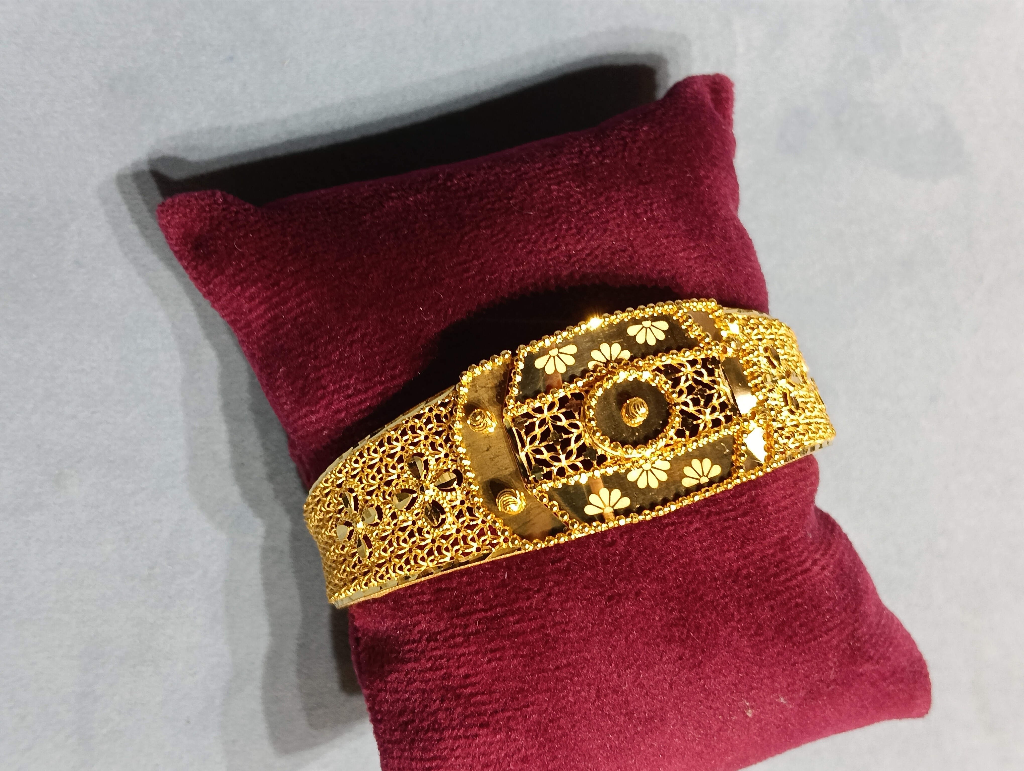 Ladies Bracelet