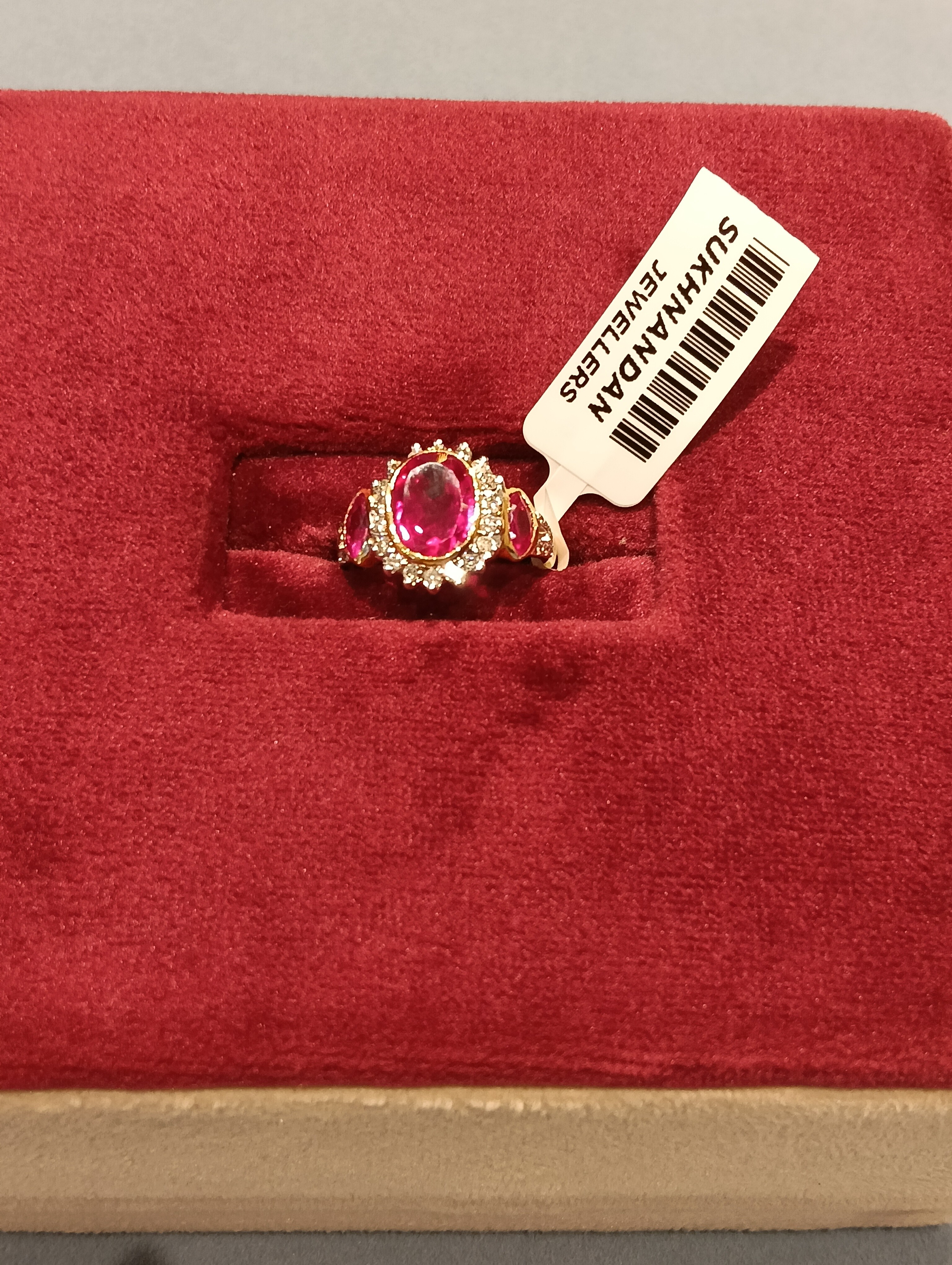Diamond Ladies rings