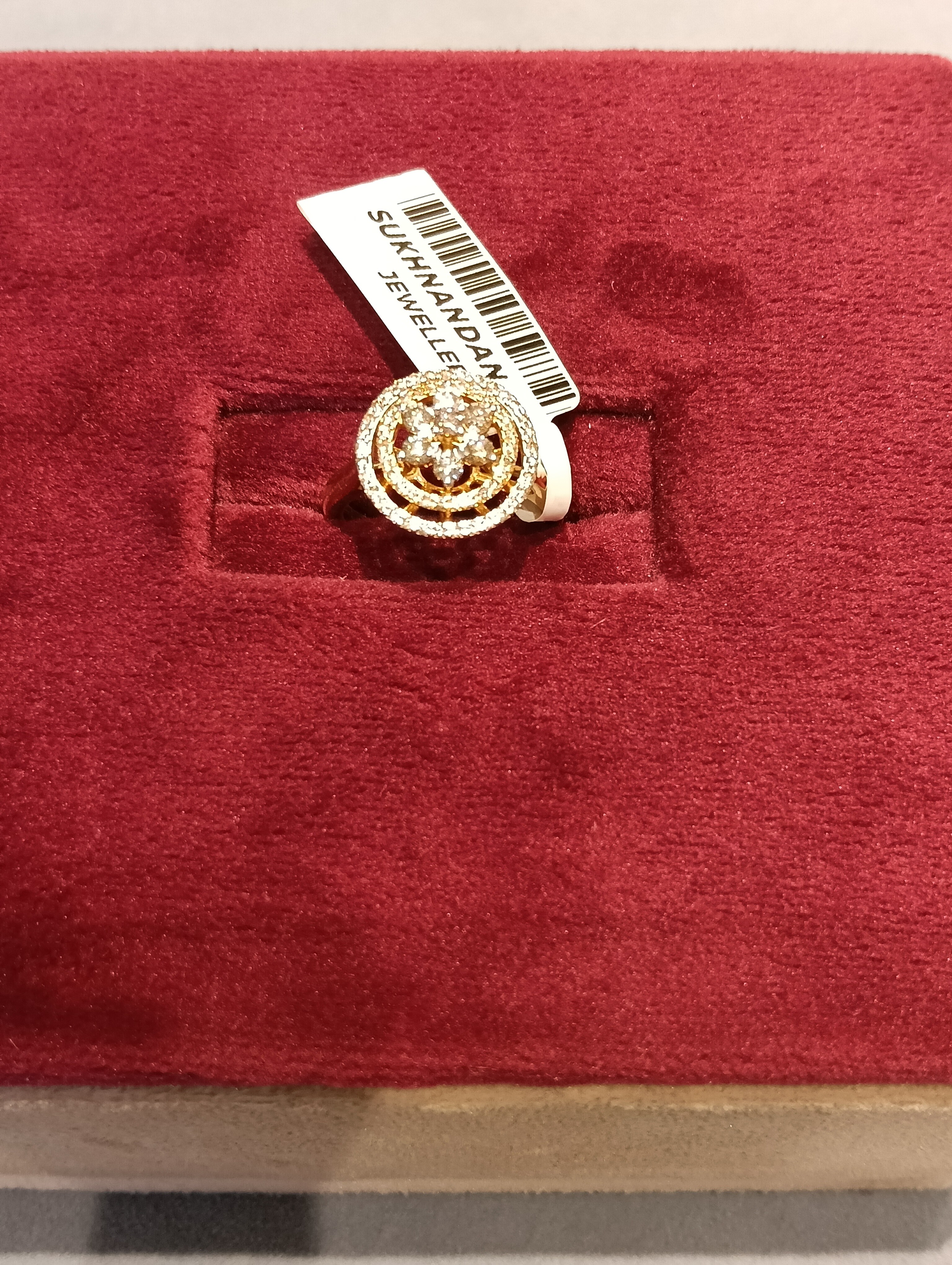 Diamond Ladies rings