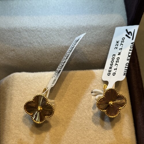 Ear rings