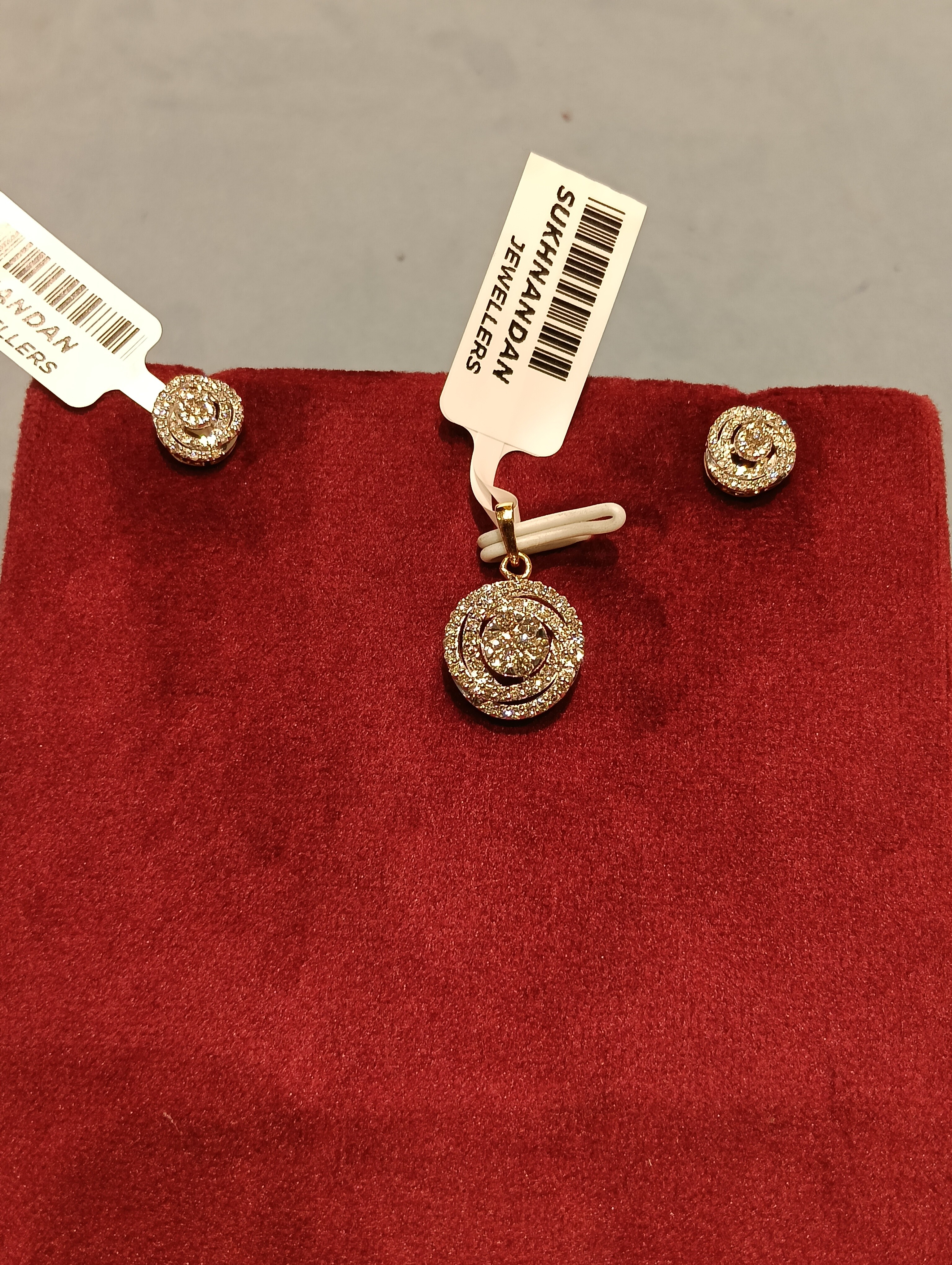 Diamond Pendant sets