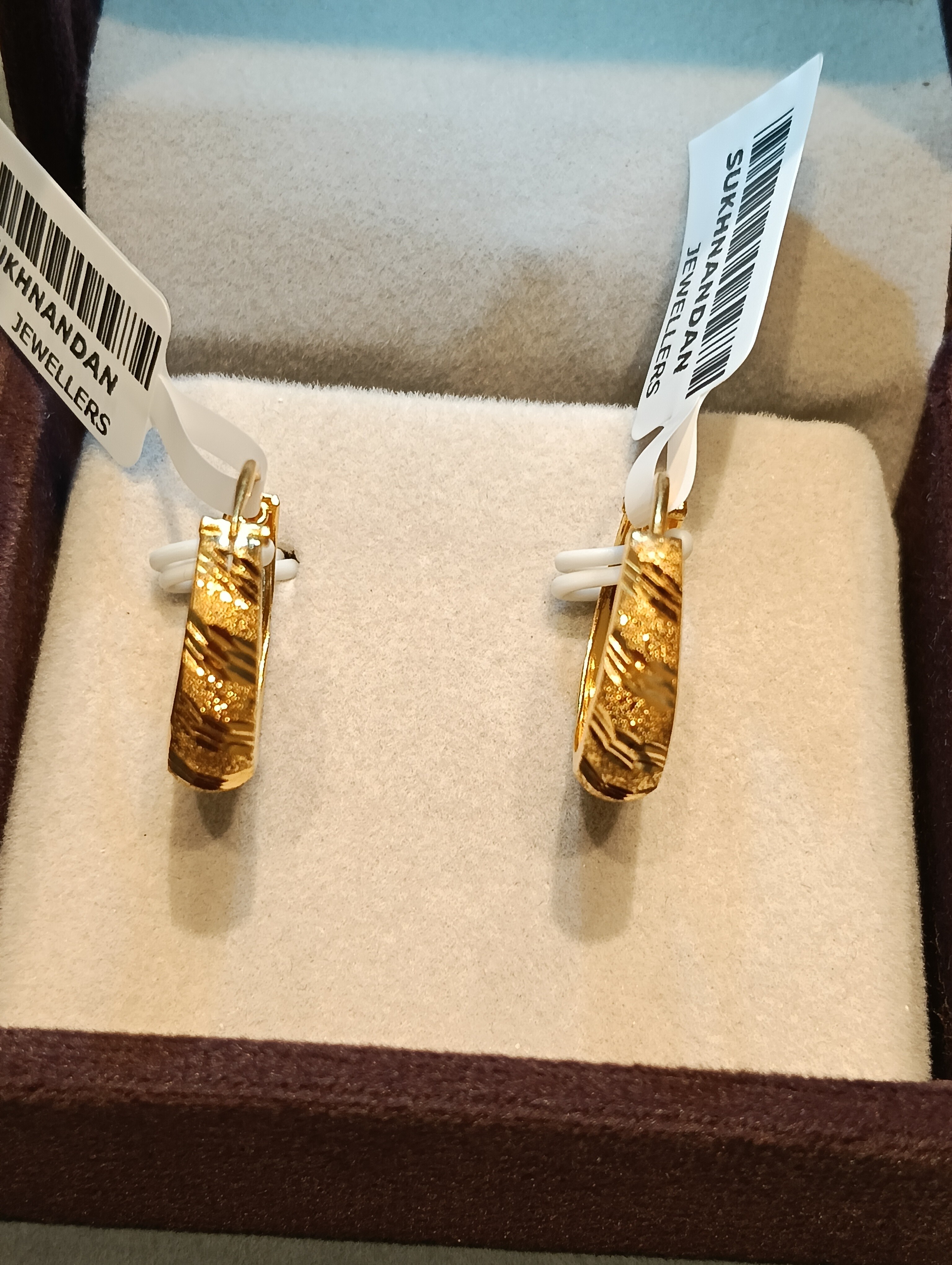 Ear rings