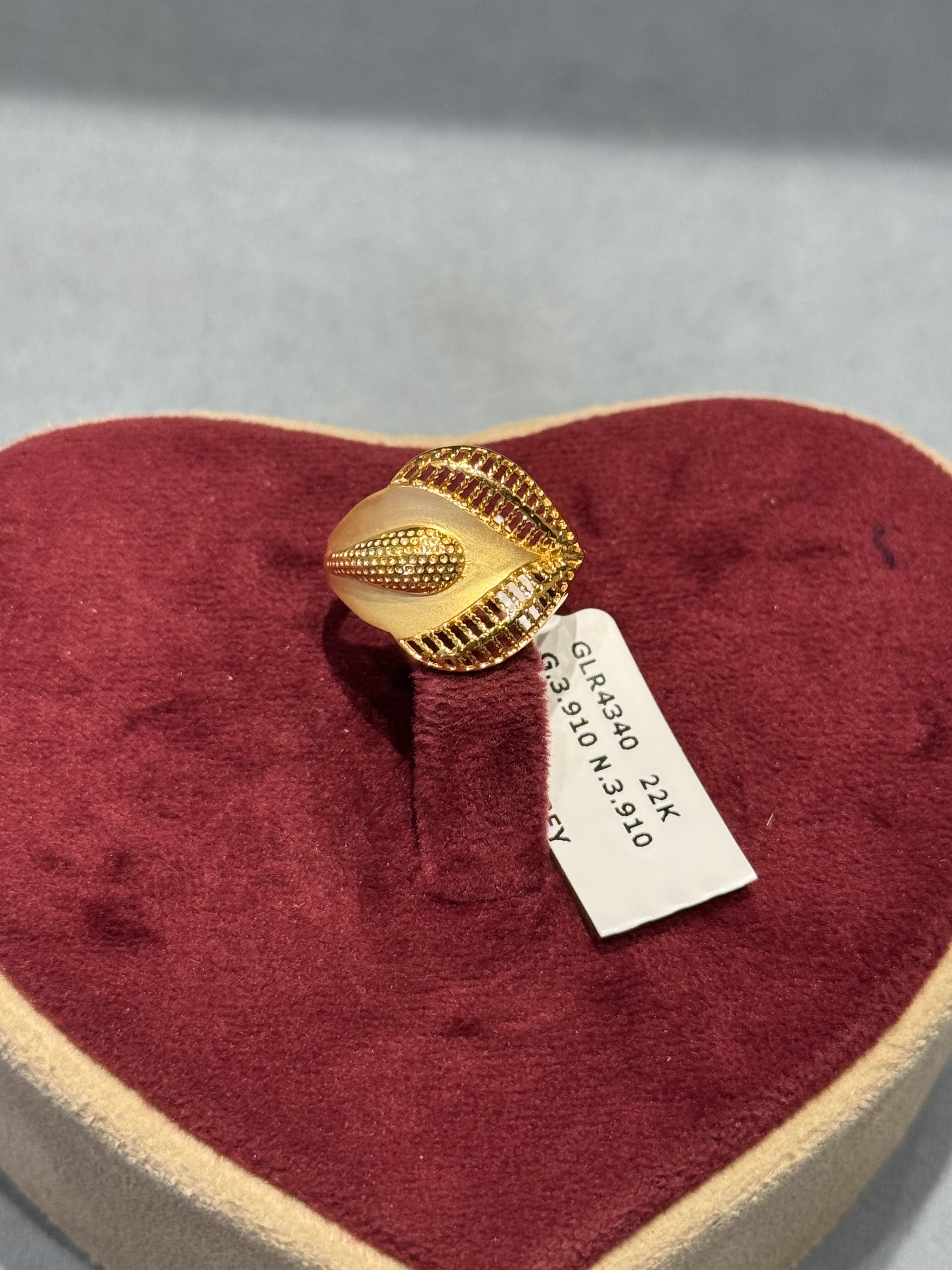 Ladies Rings