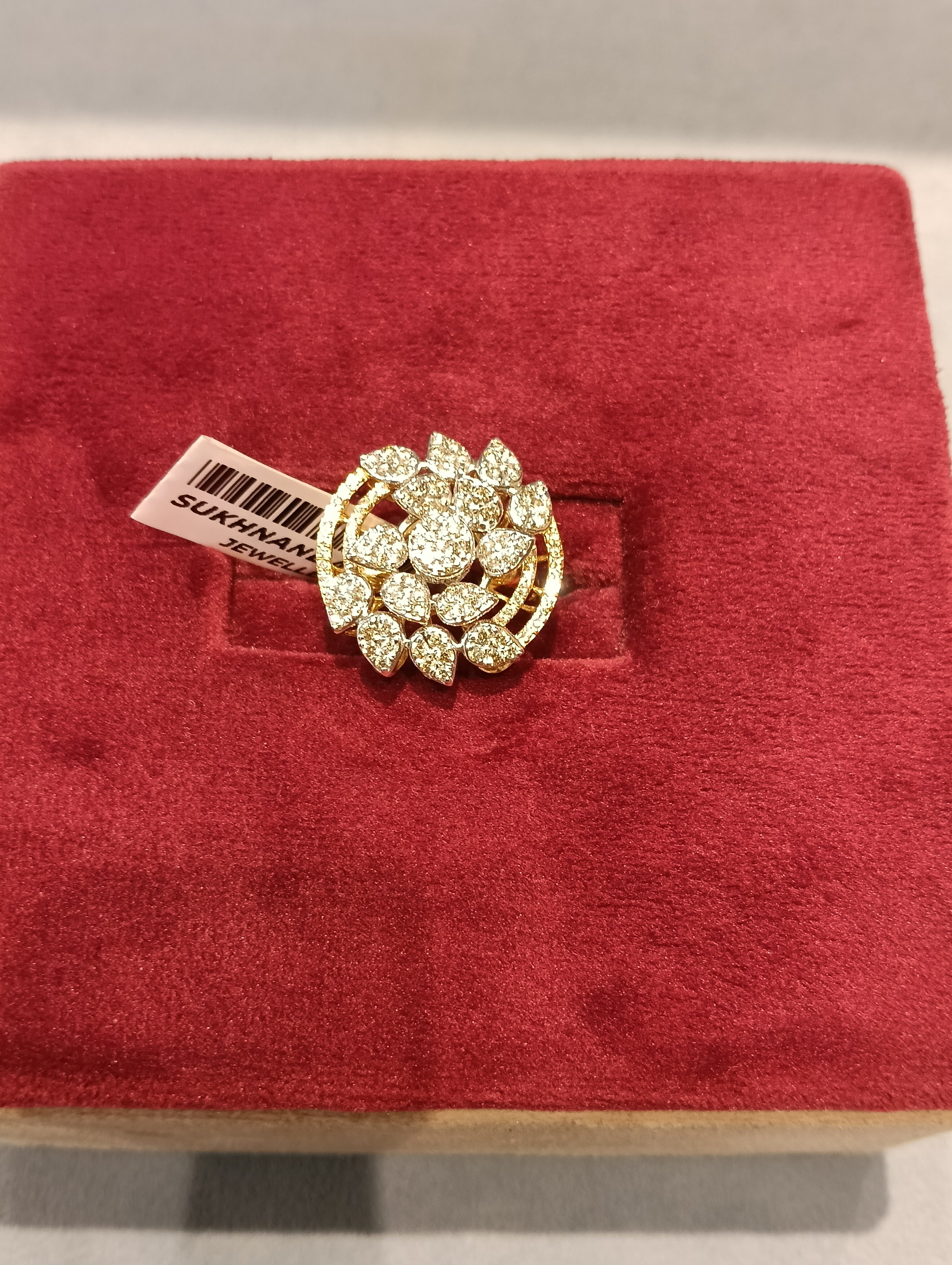 Diamond Ladies rings
