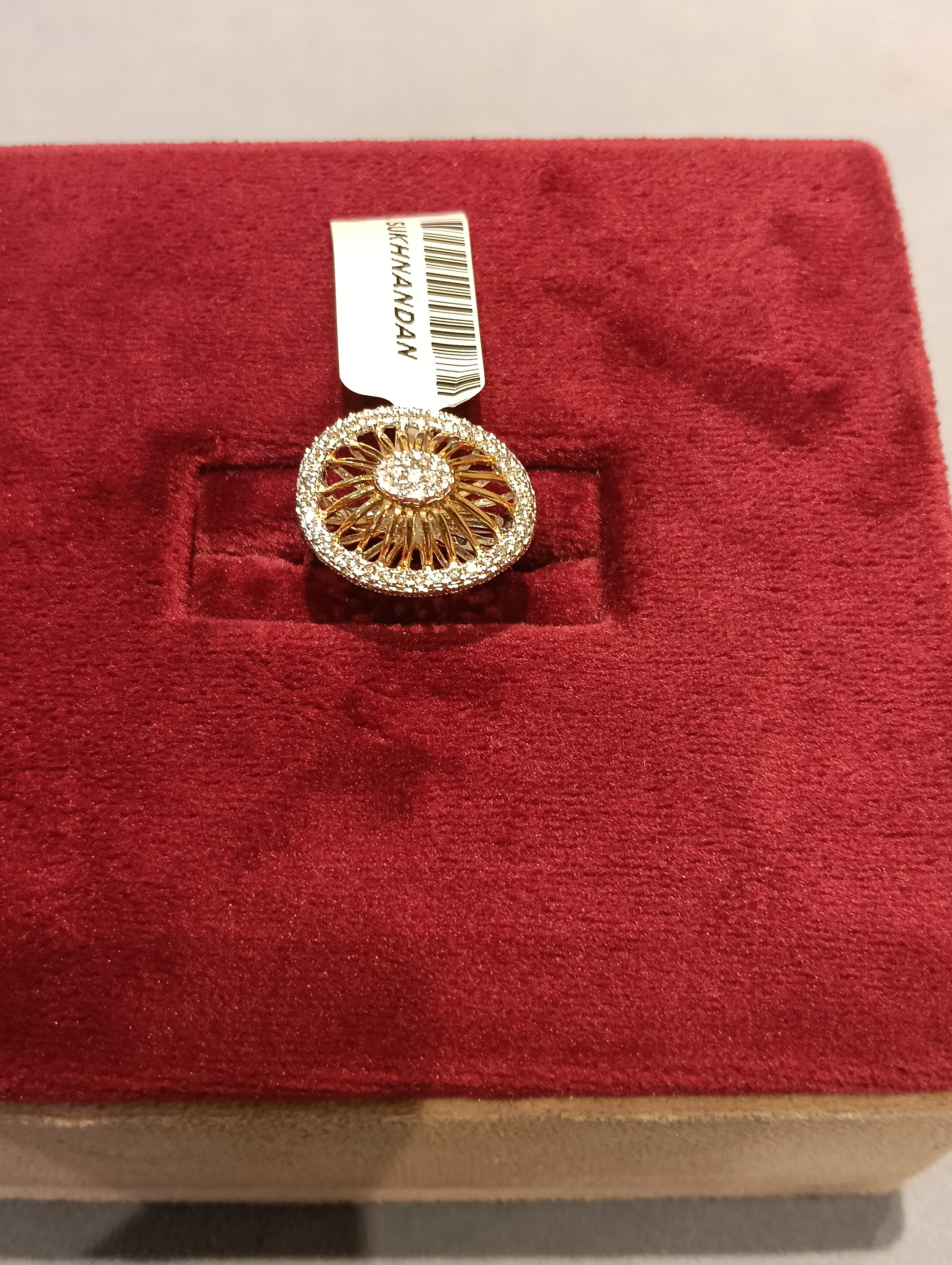 Diamond Ladies rings