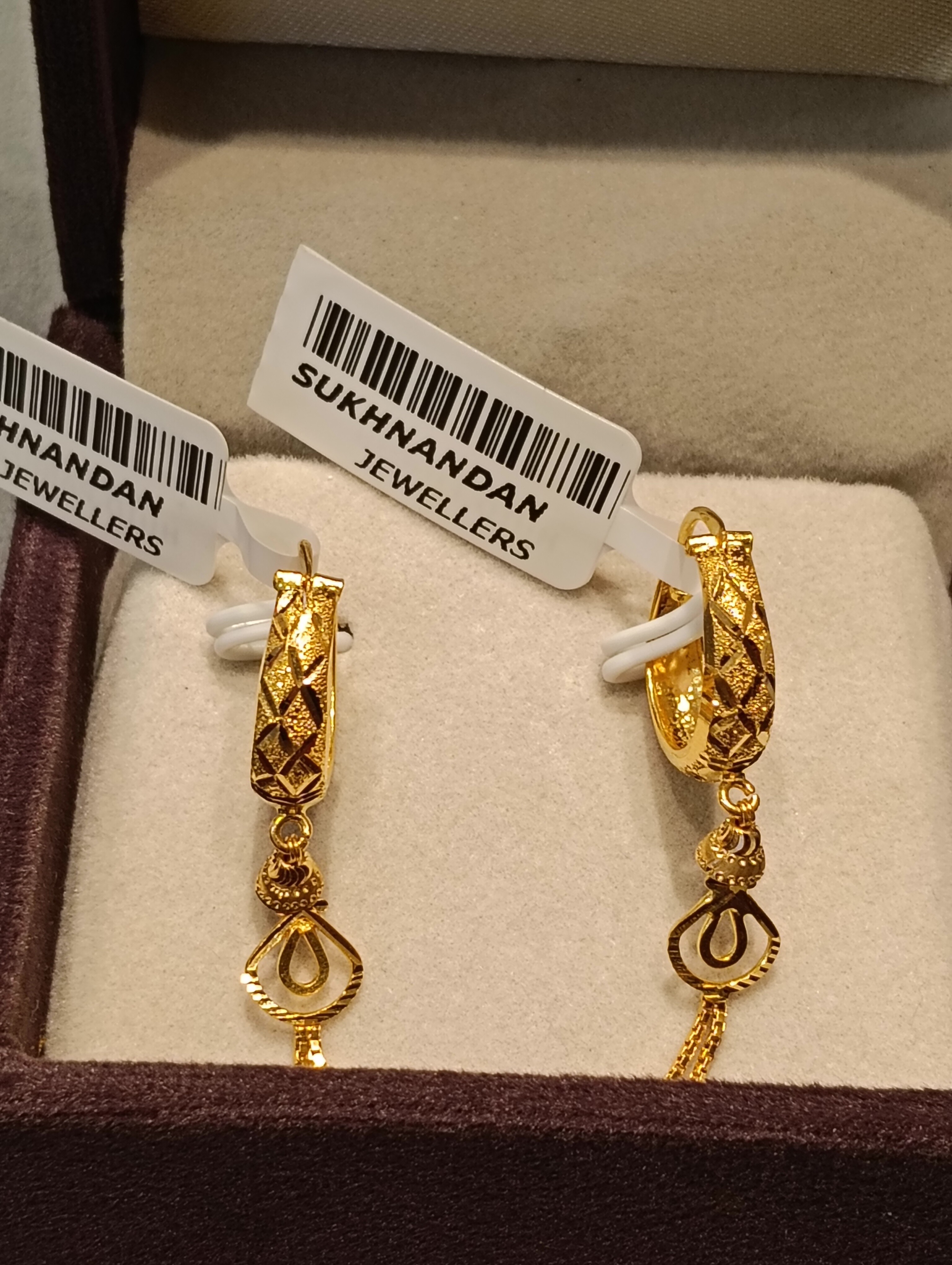 Ear rings