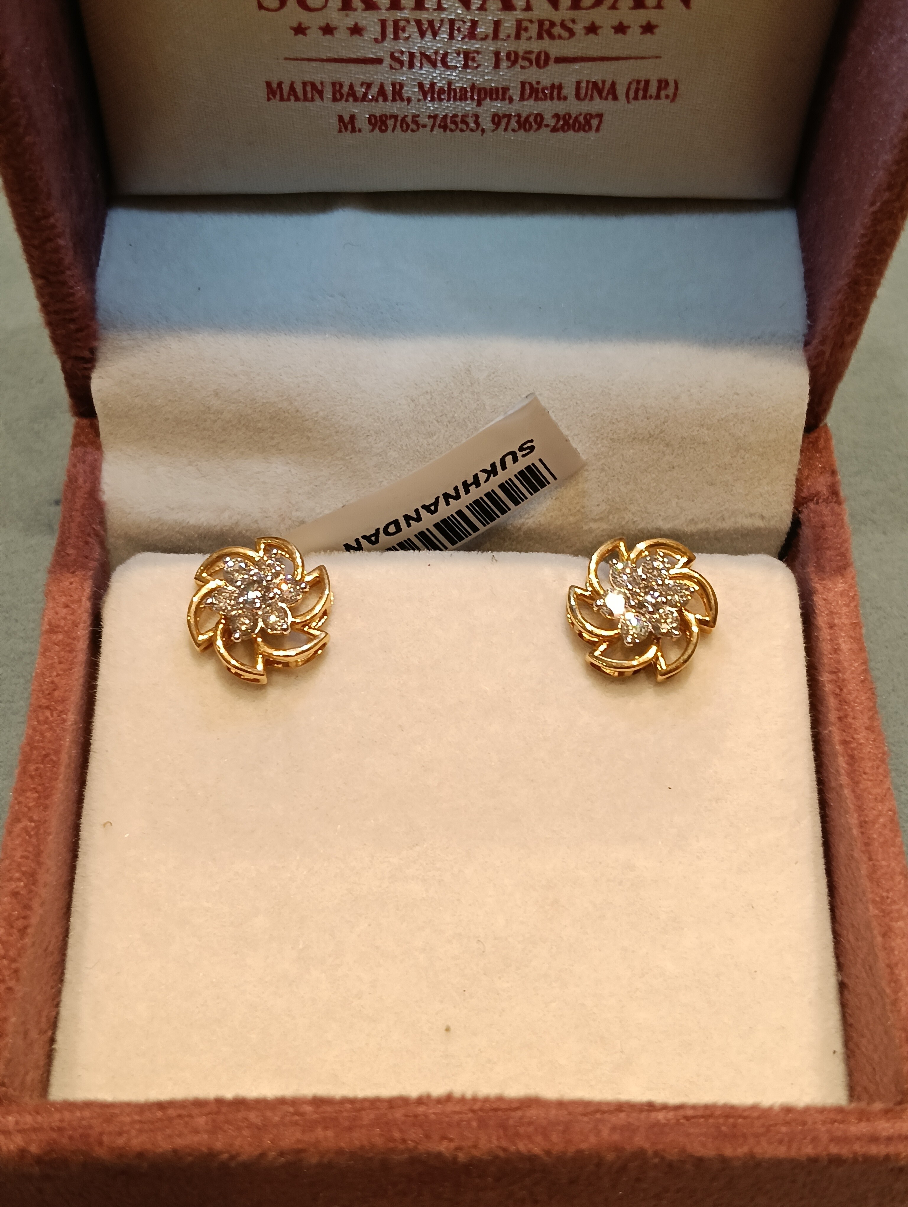 Diamond Tops