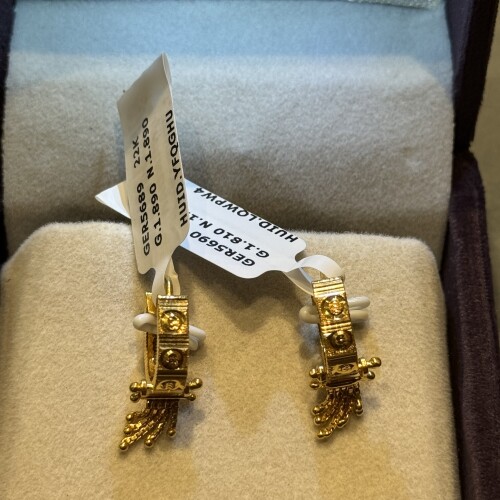 Ear rings