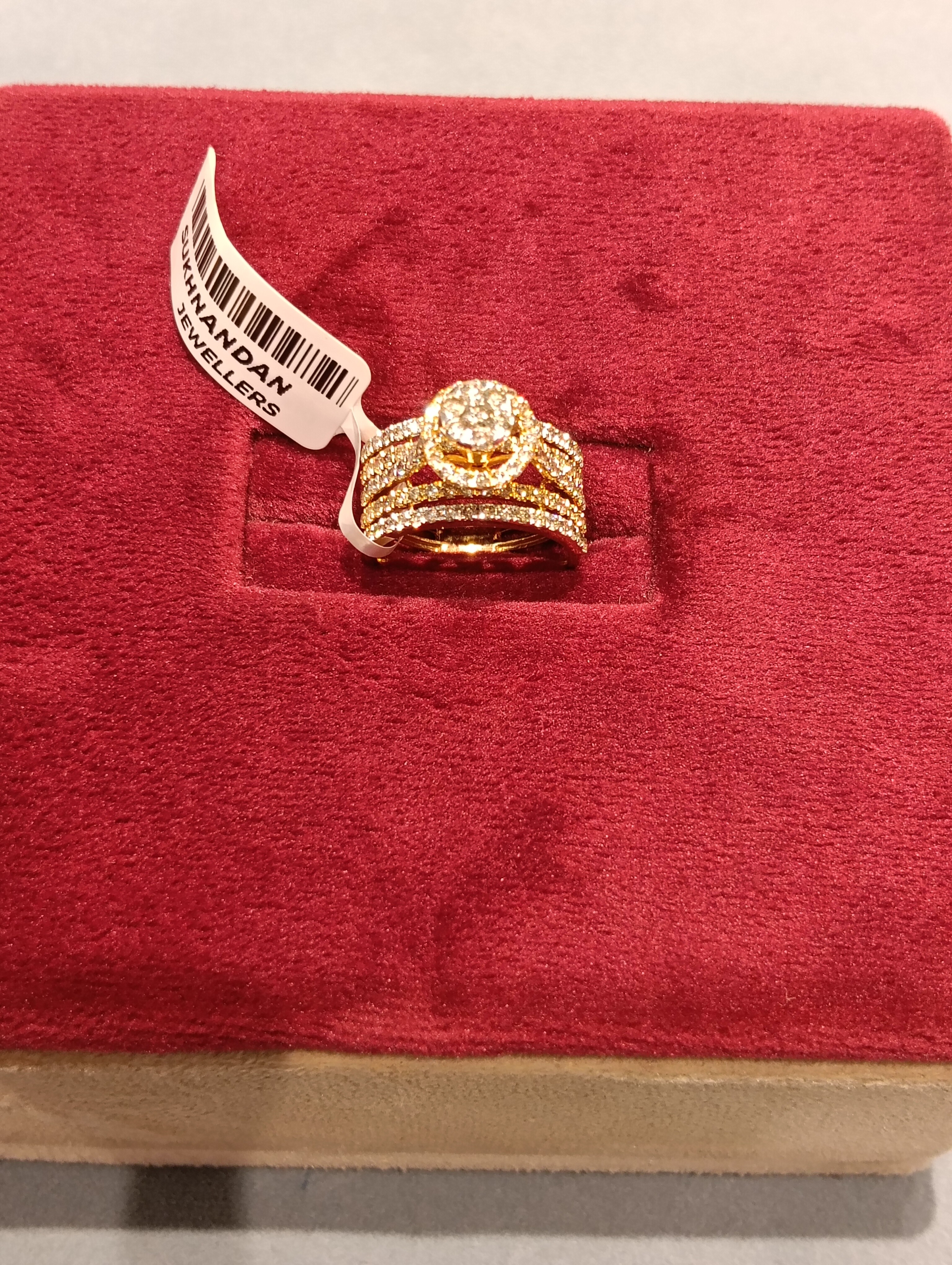 Diamond Ladies rings