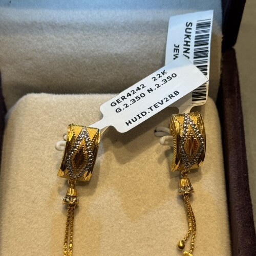 Ear rings