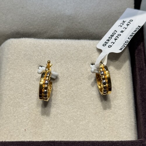 Ear rings