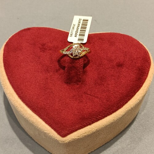 Diamond Ladies rings