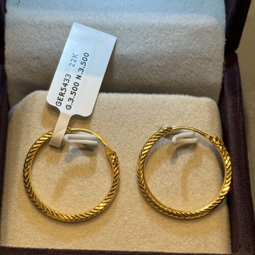 Ear rings
