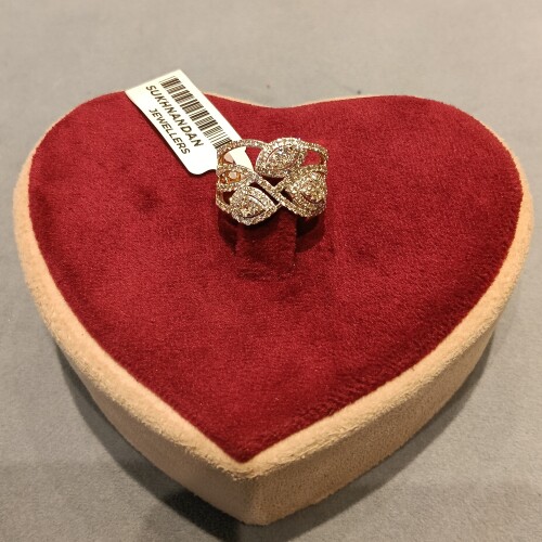 Diamond Ladies rings