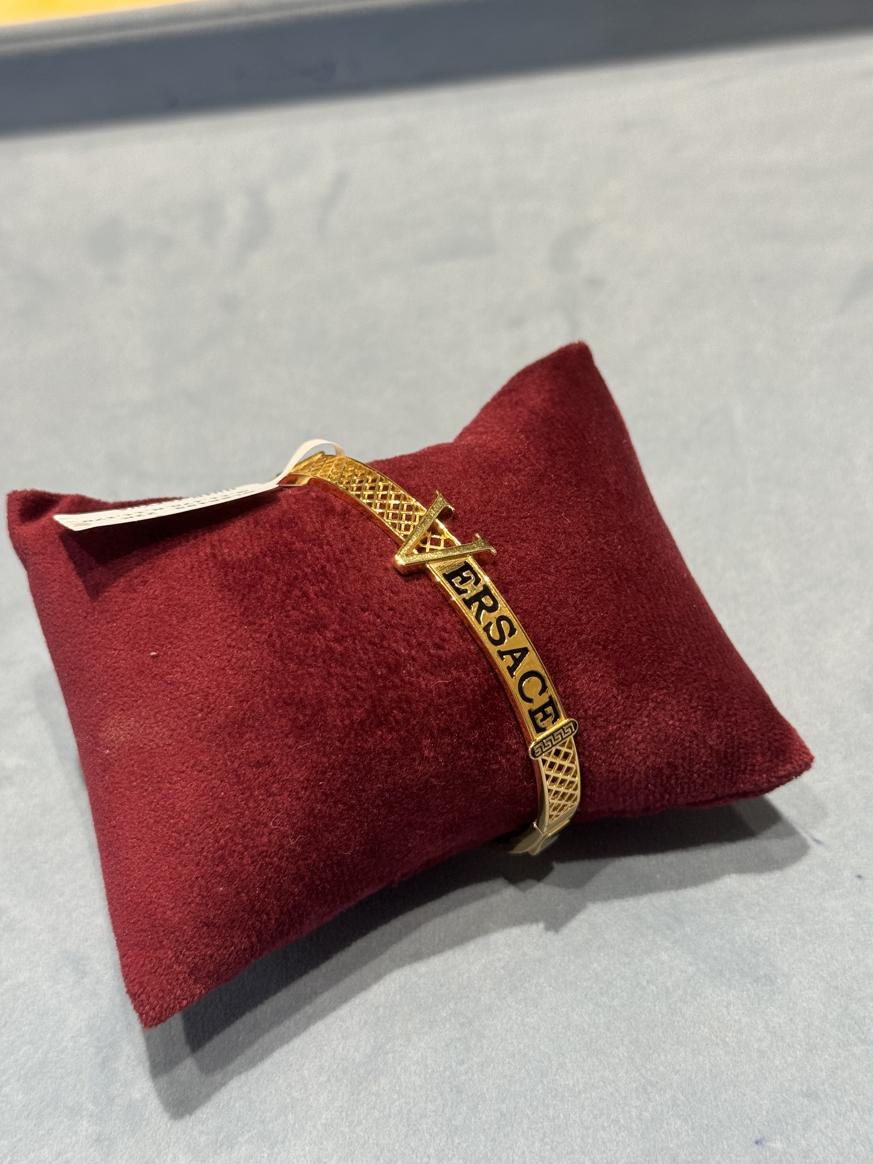 Ladies Bracelet