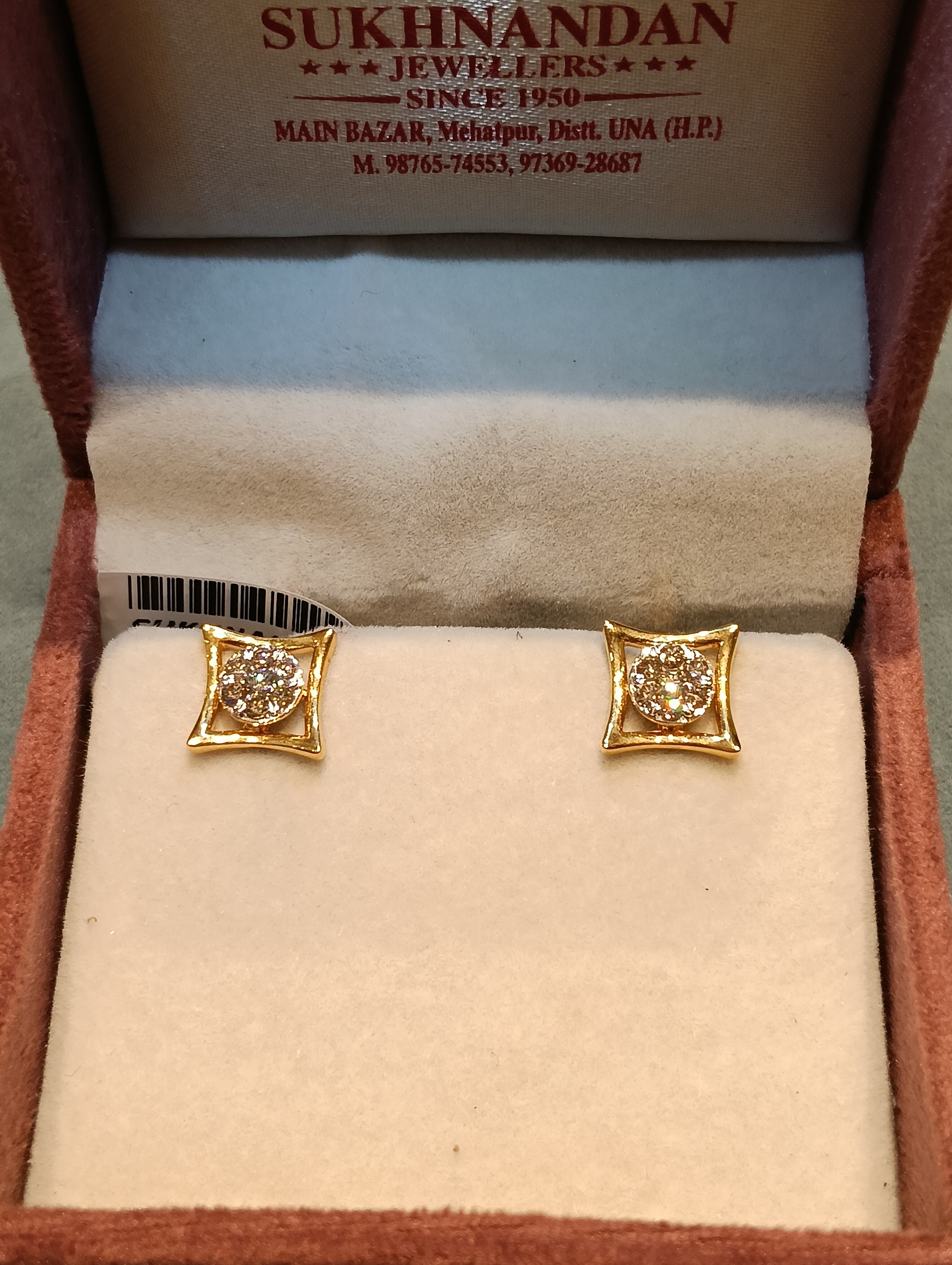 Diamond Tops