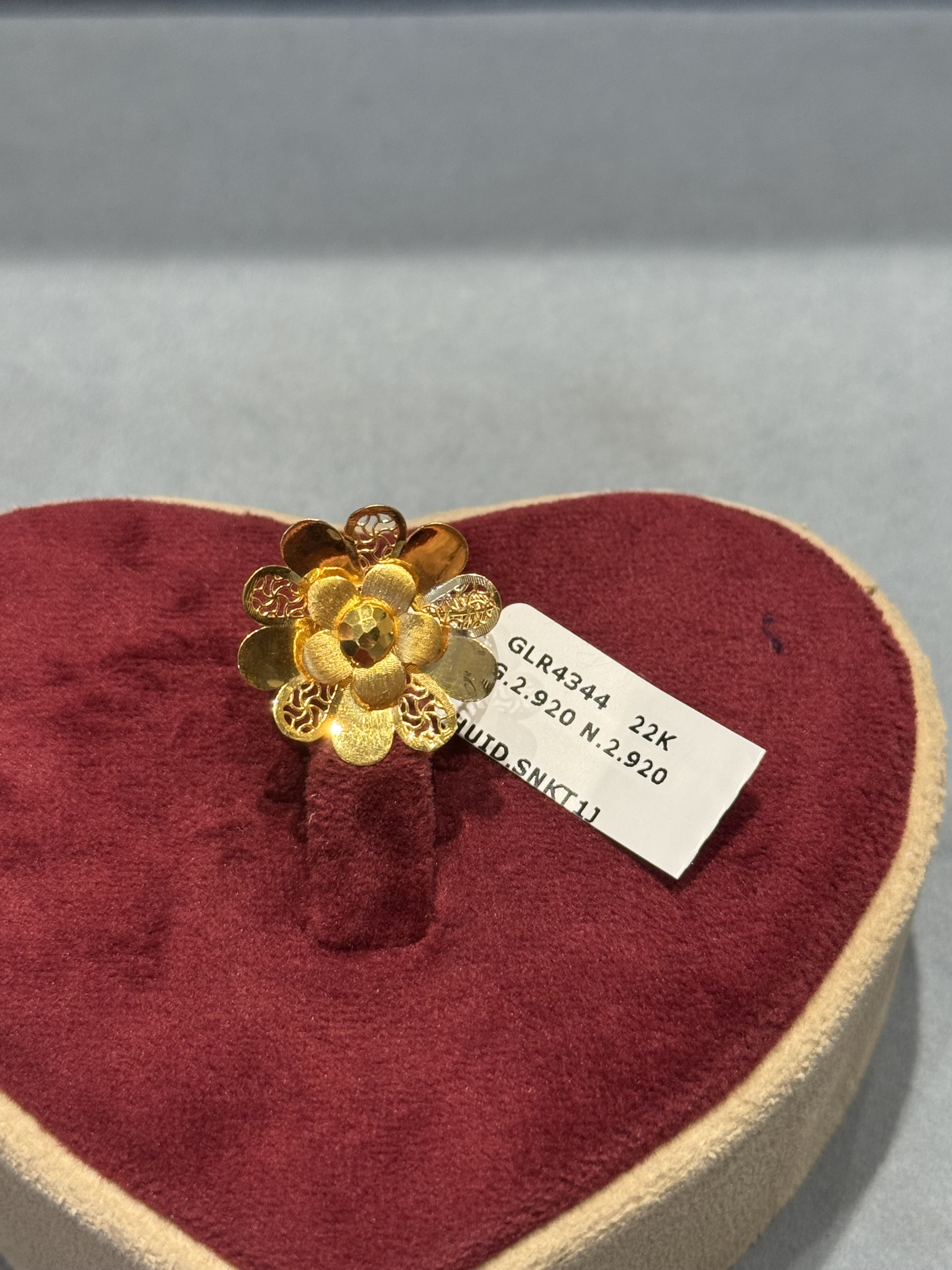 Ladies Rings