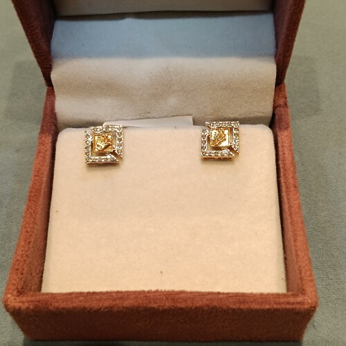 Diamond Tops