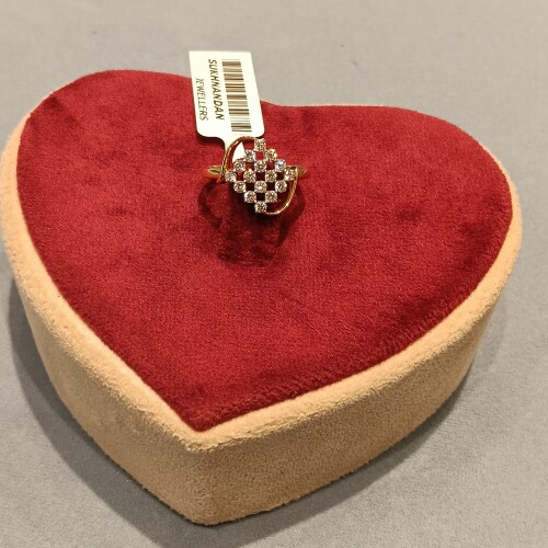 Diamond Ladies rings