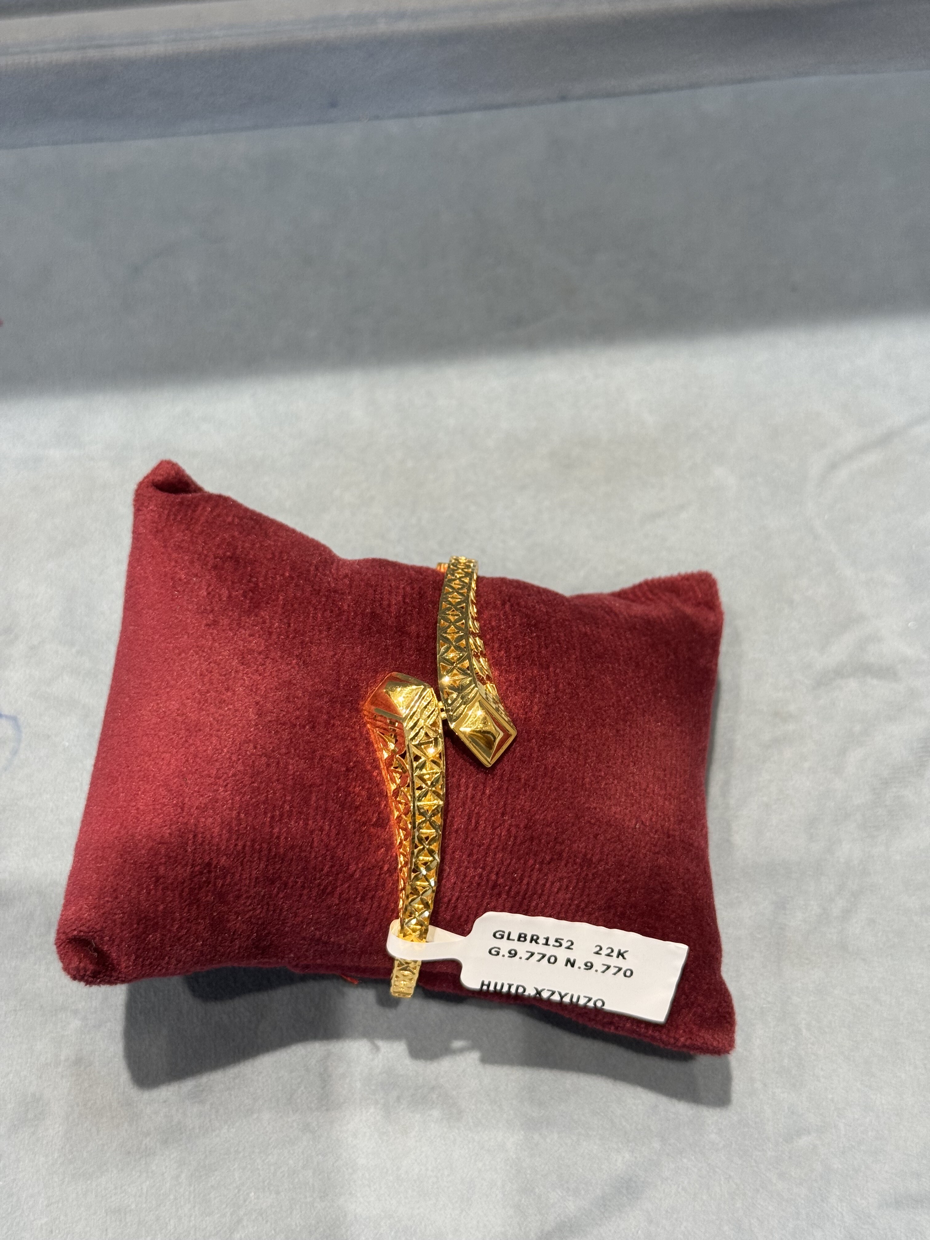 Ladies Bracelet