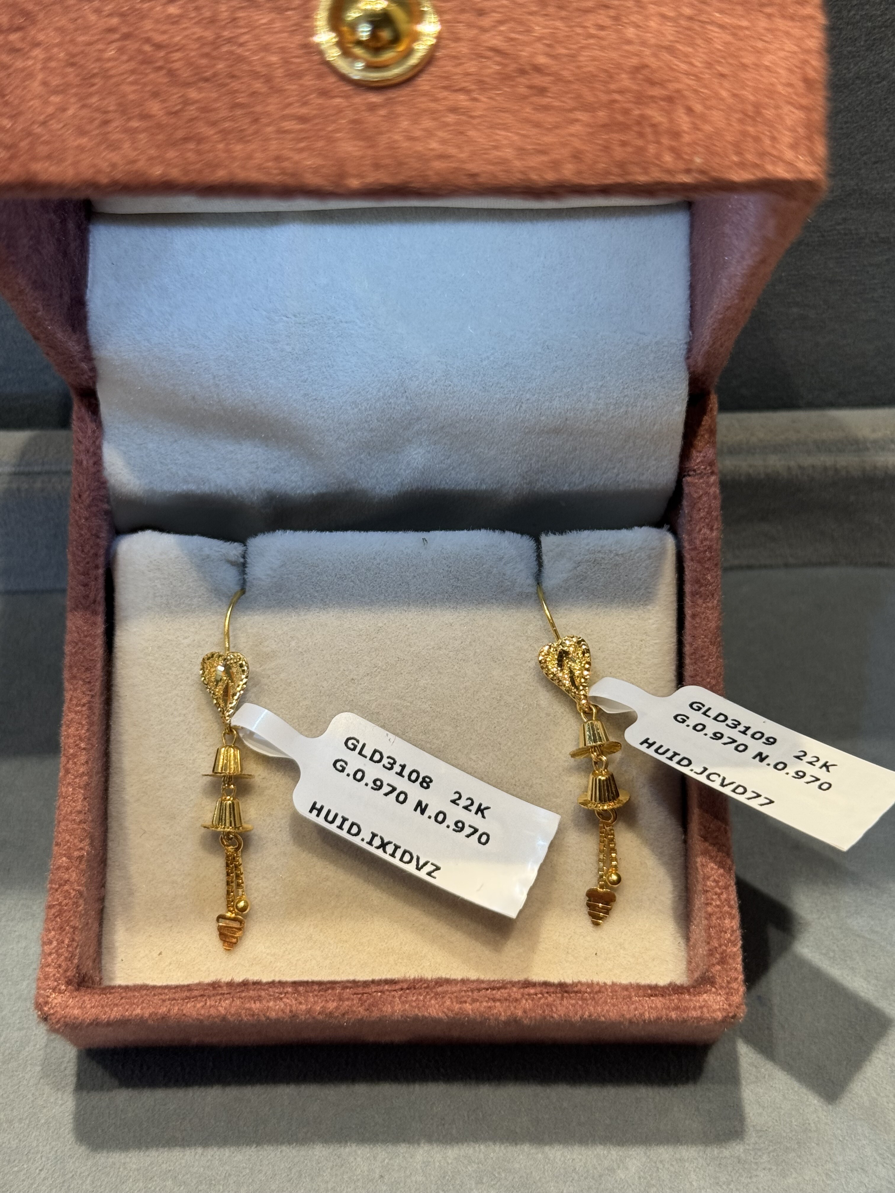 Danglers