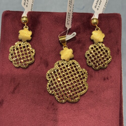 Pendant Sets