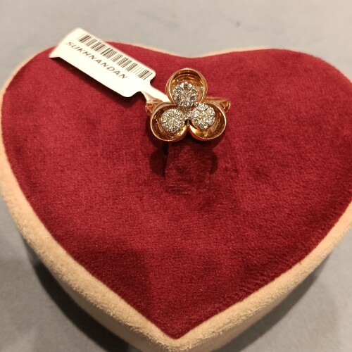 Diamond Ladies rings