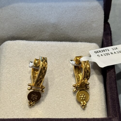 Ear rings