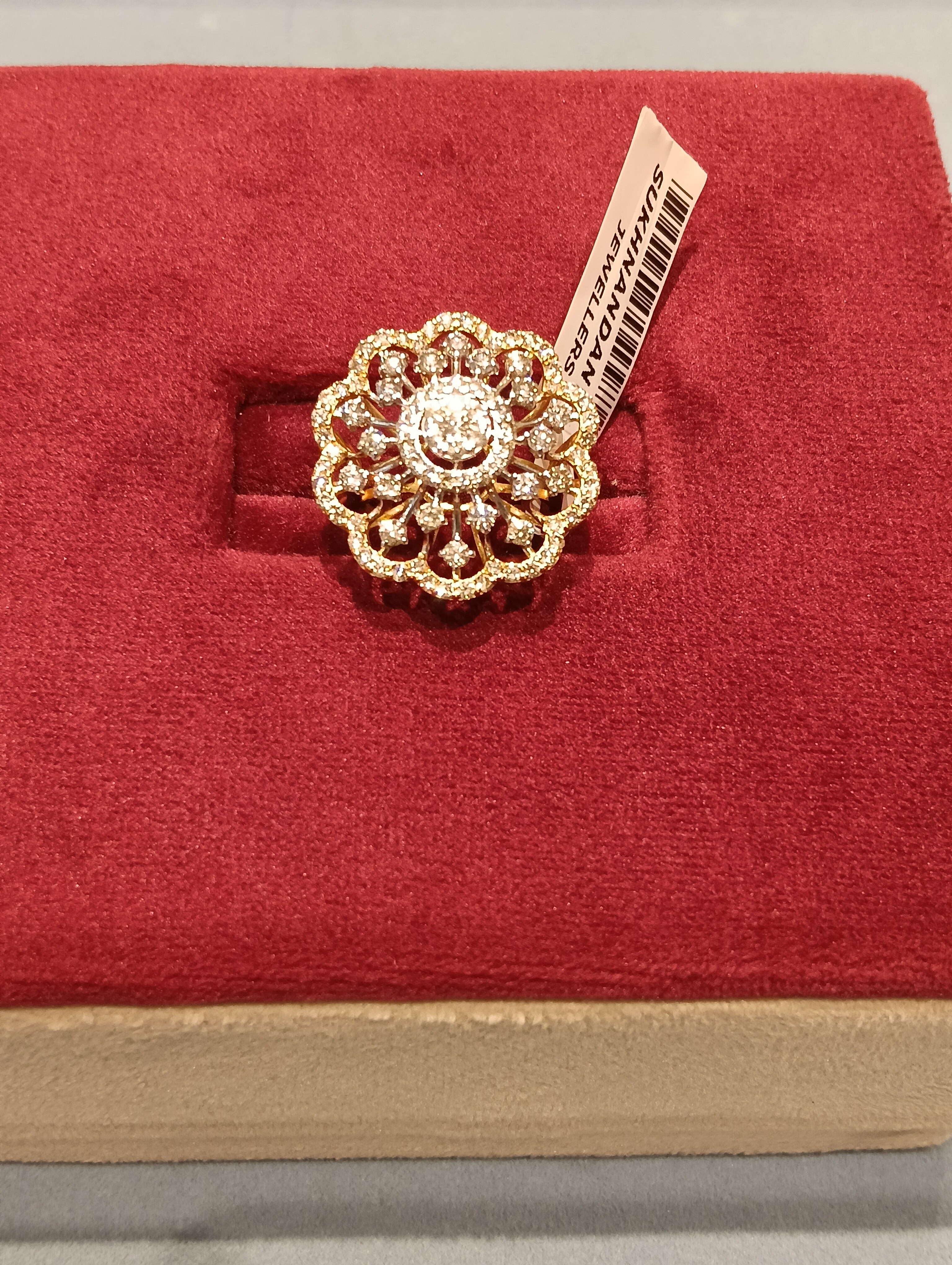 Diamond Ladies rings