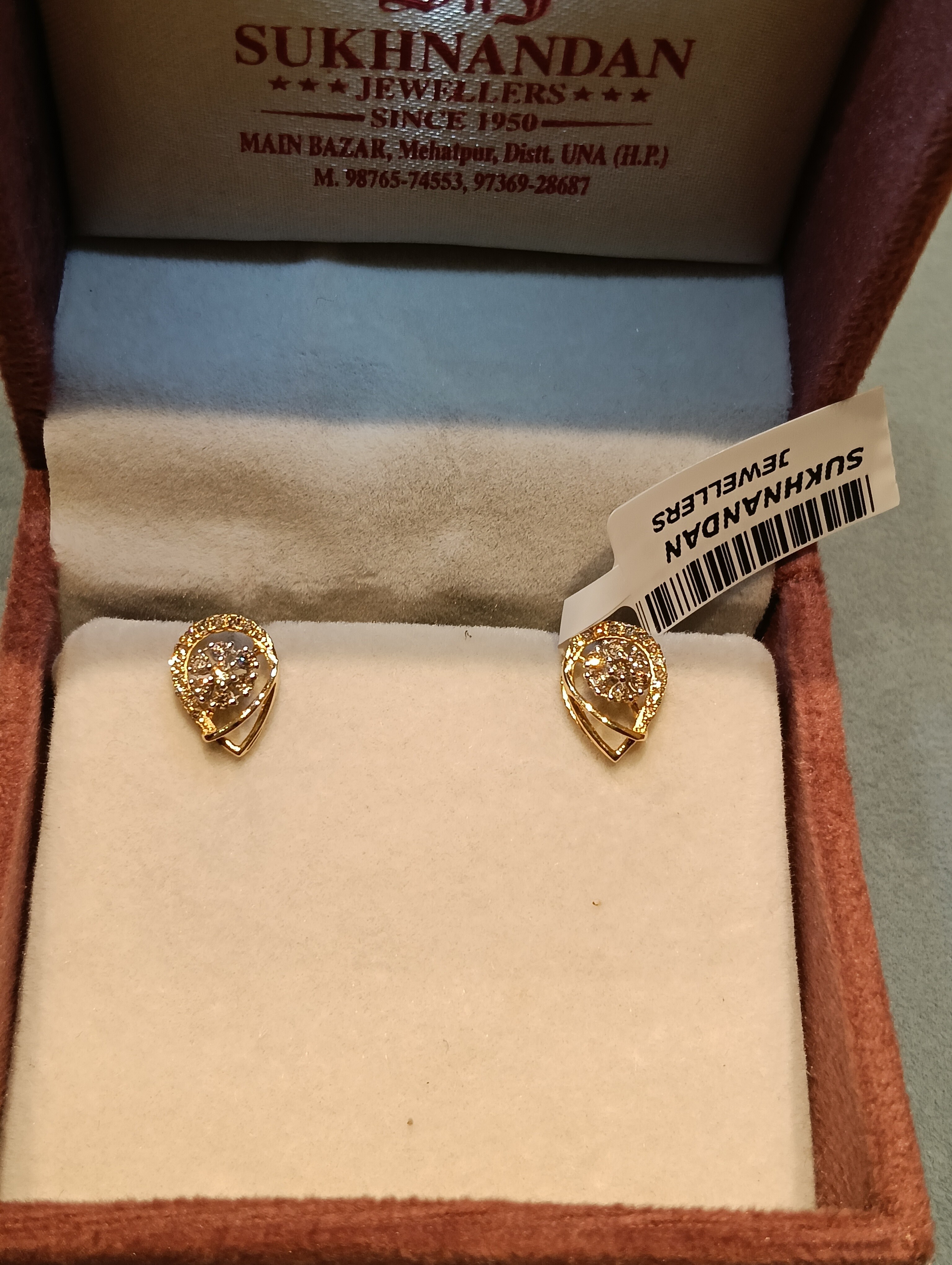 Diamond Tops