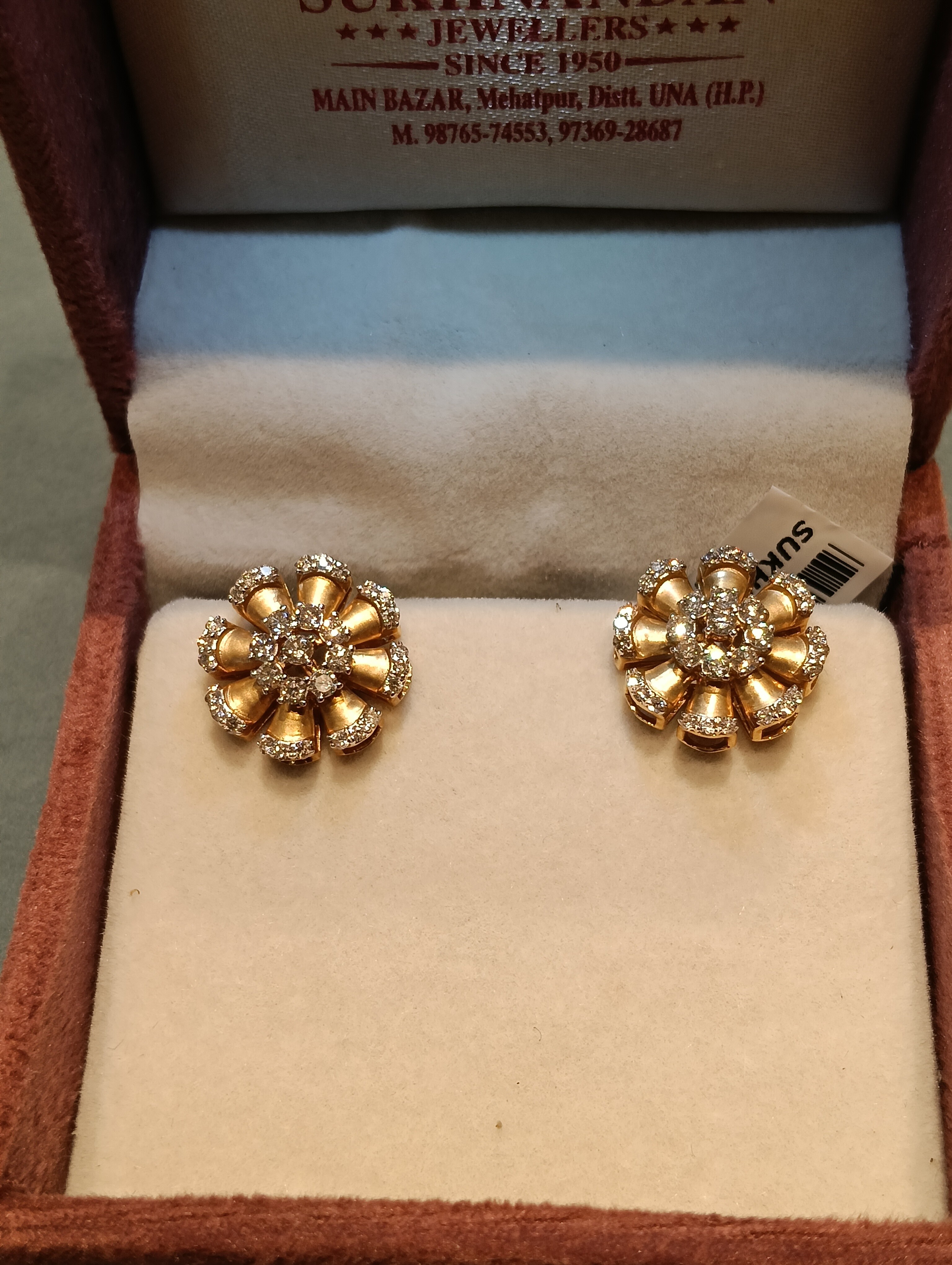 Diamond Tops