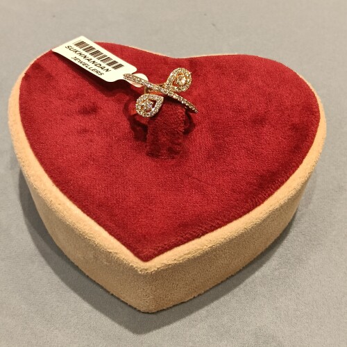 Diamond Ladies rings