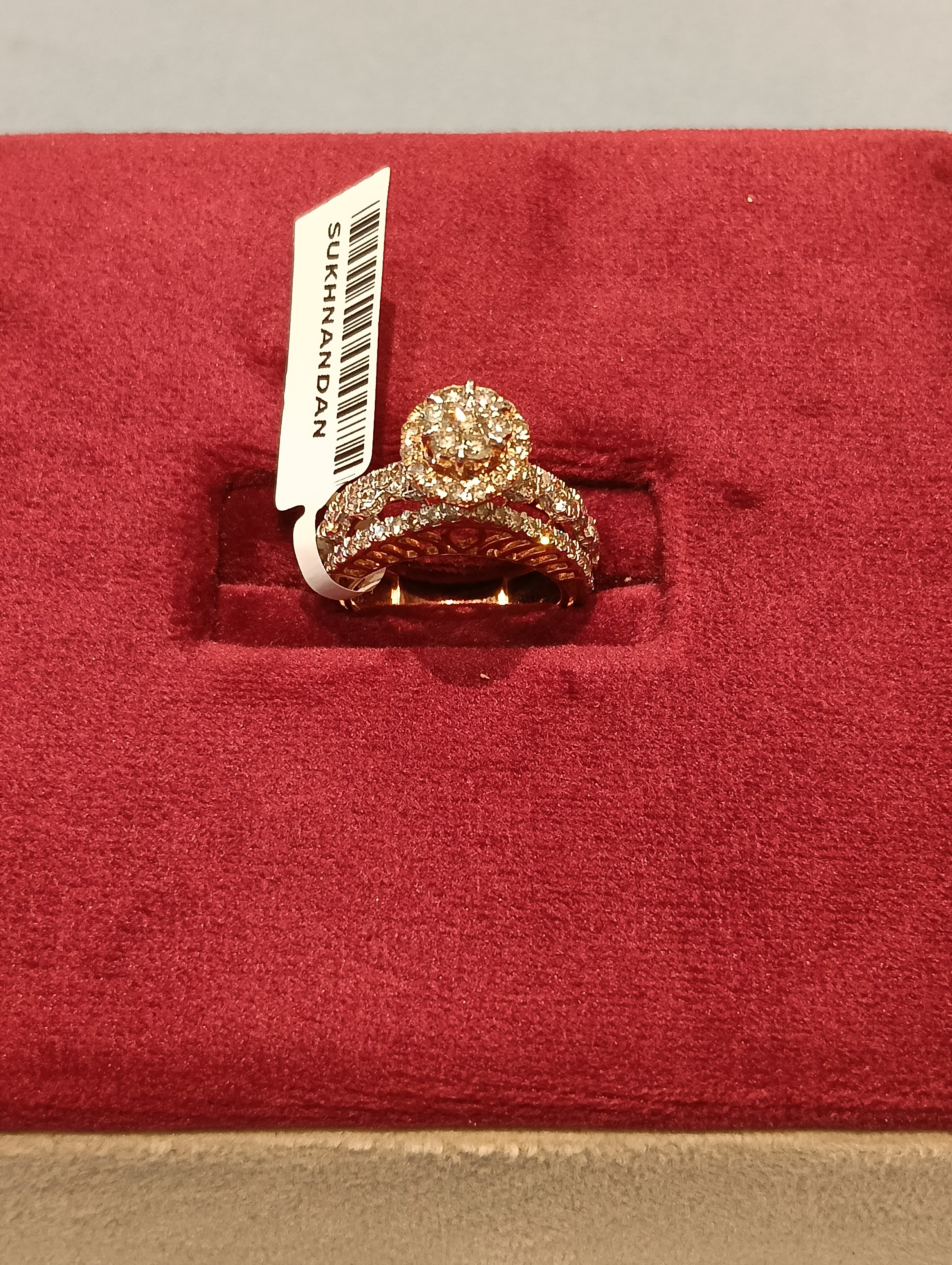 Diamond Ladies rings
