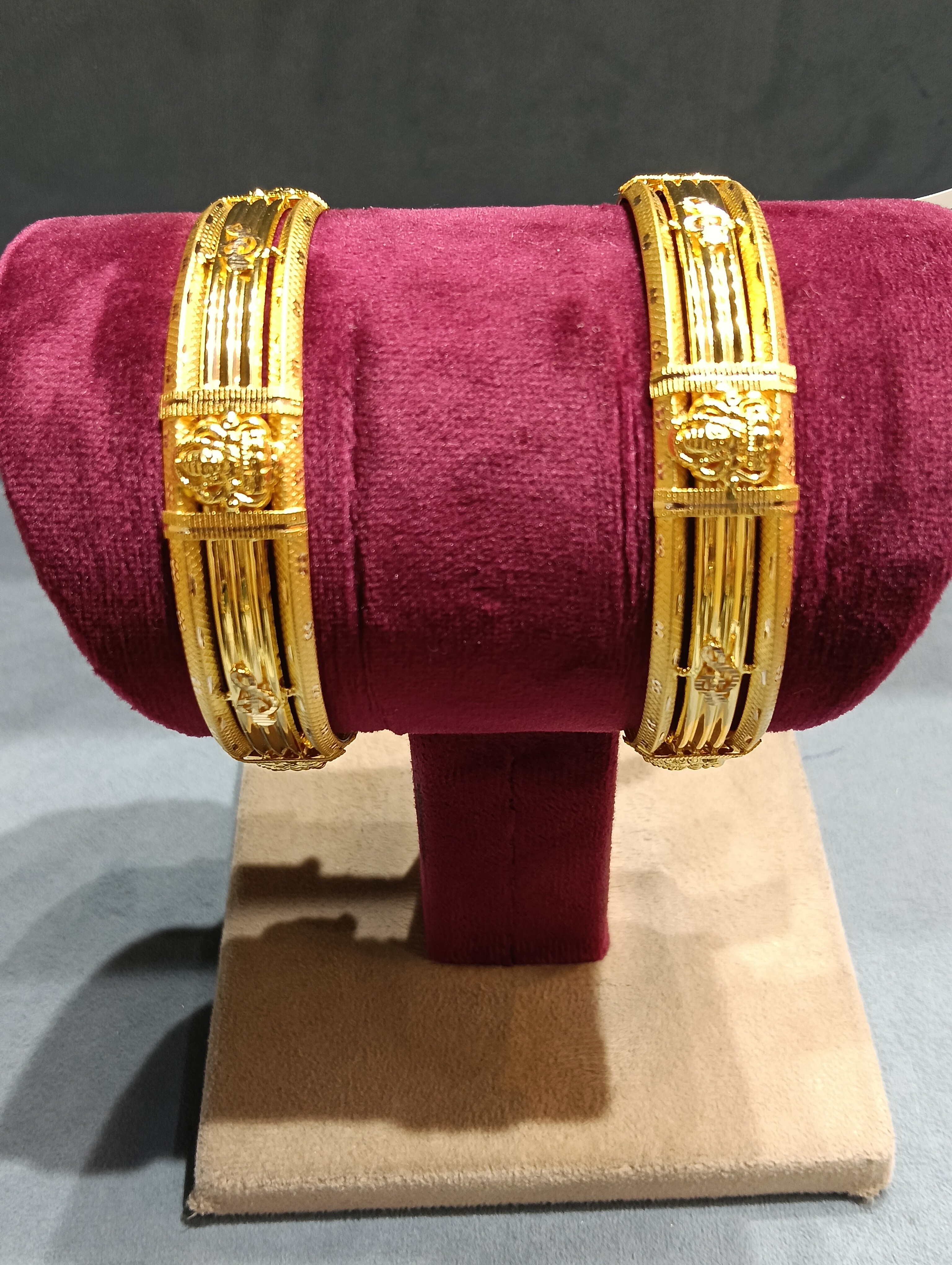 Ladies Bangles