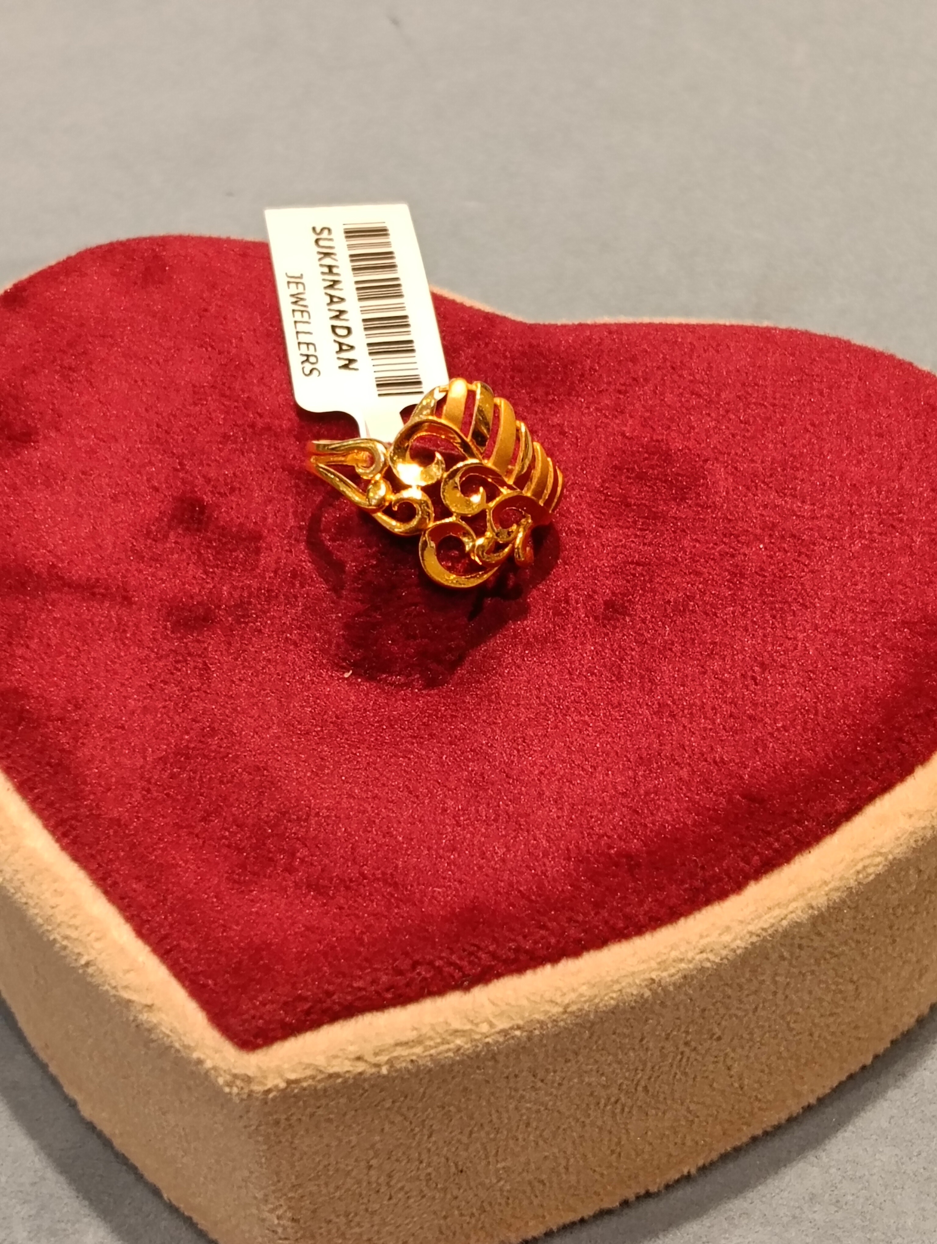 Ladies Rings