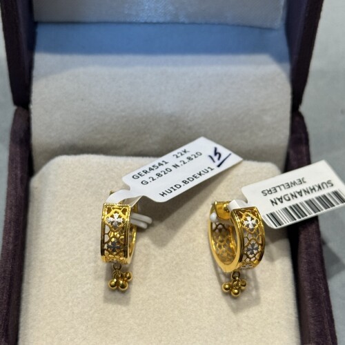 Ear rings