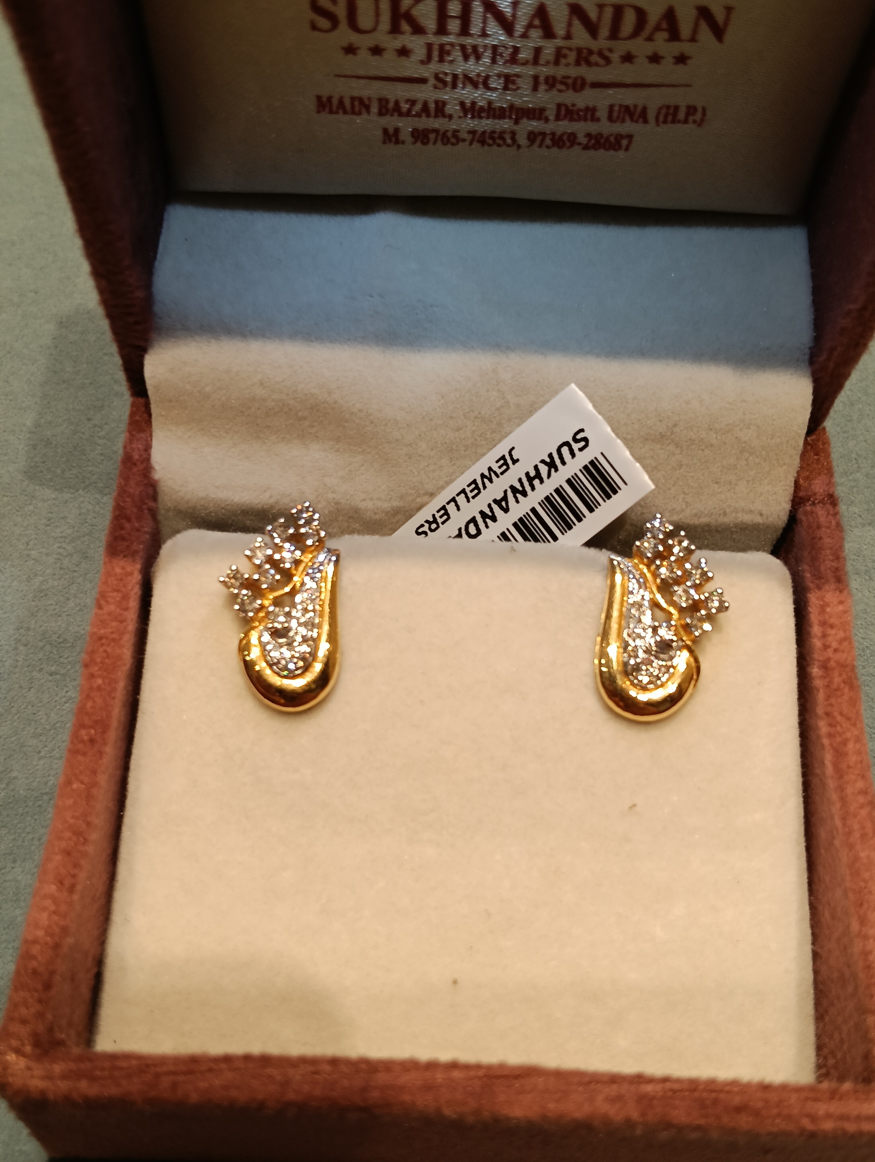 Diamond Tops