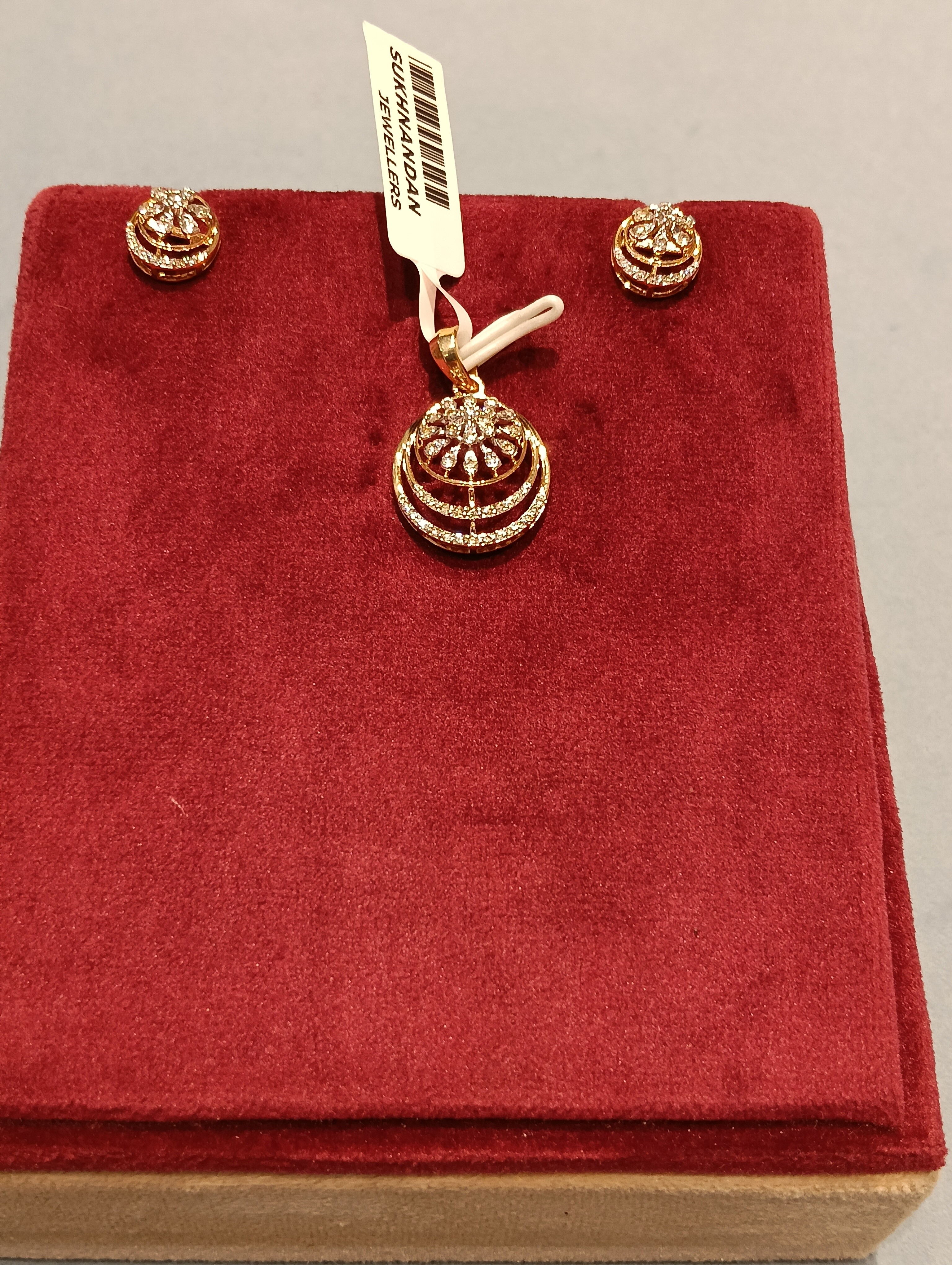 Diamond Pendant sets