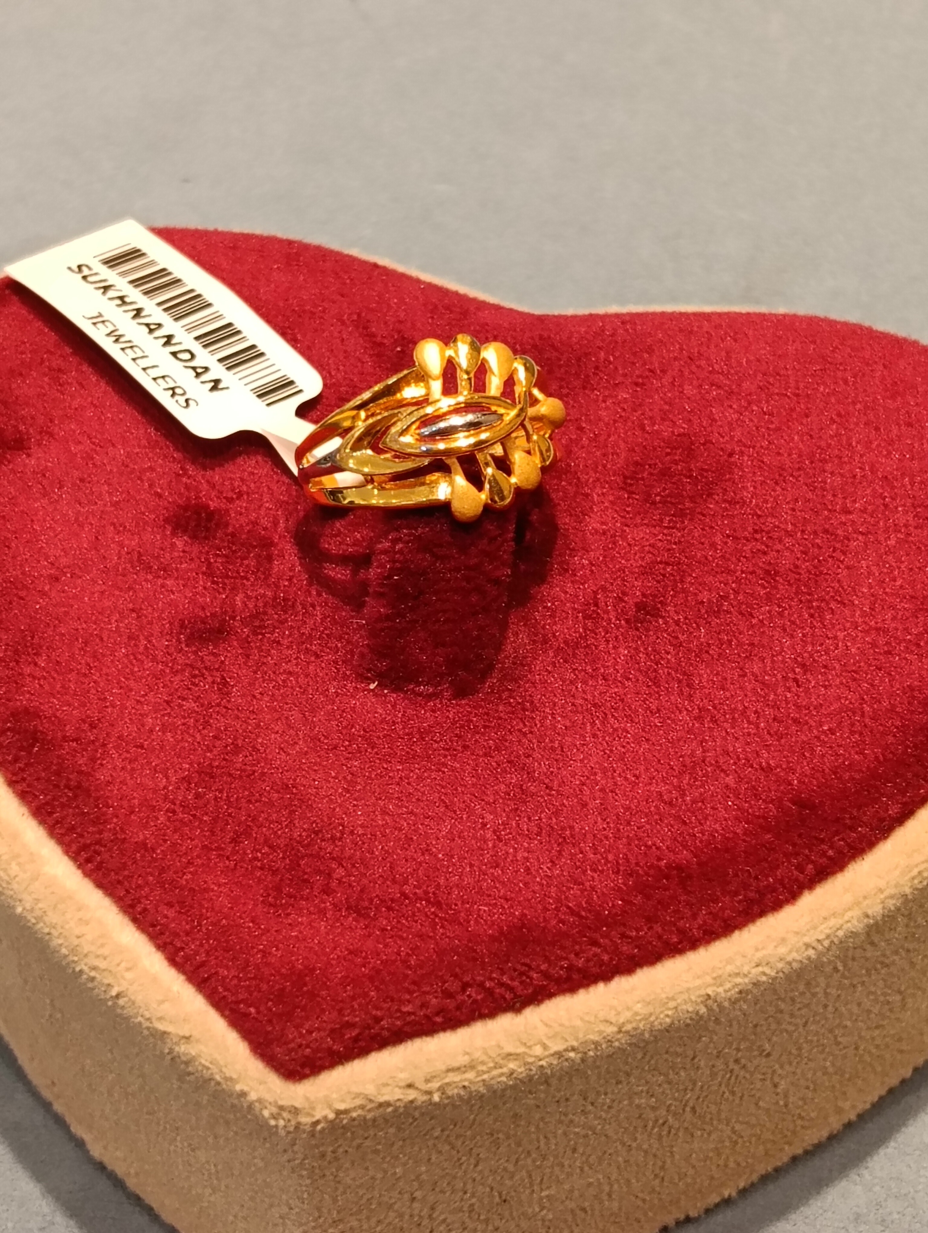 Ladies Rings