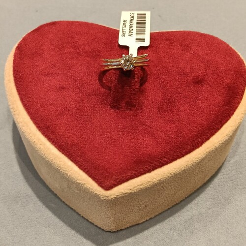 Diamond Ladies rings
