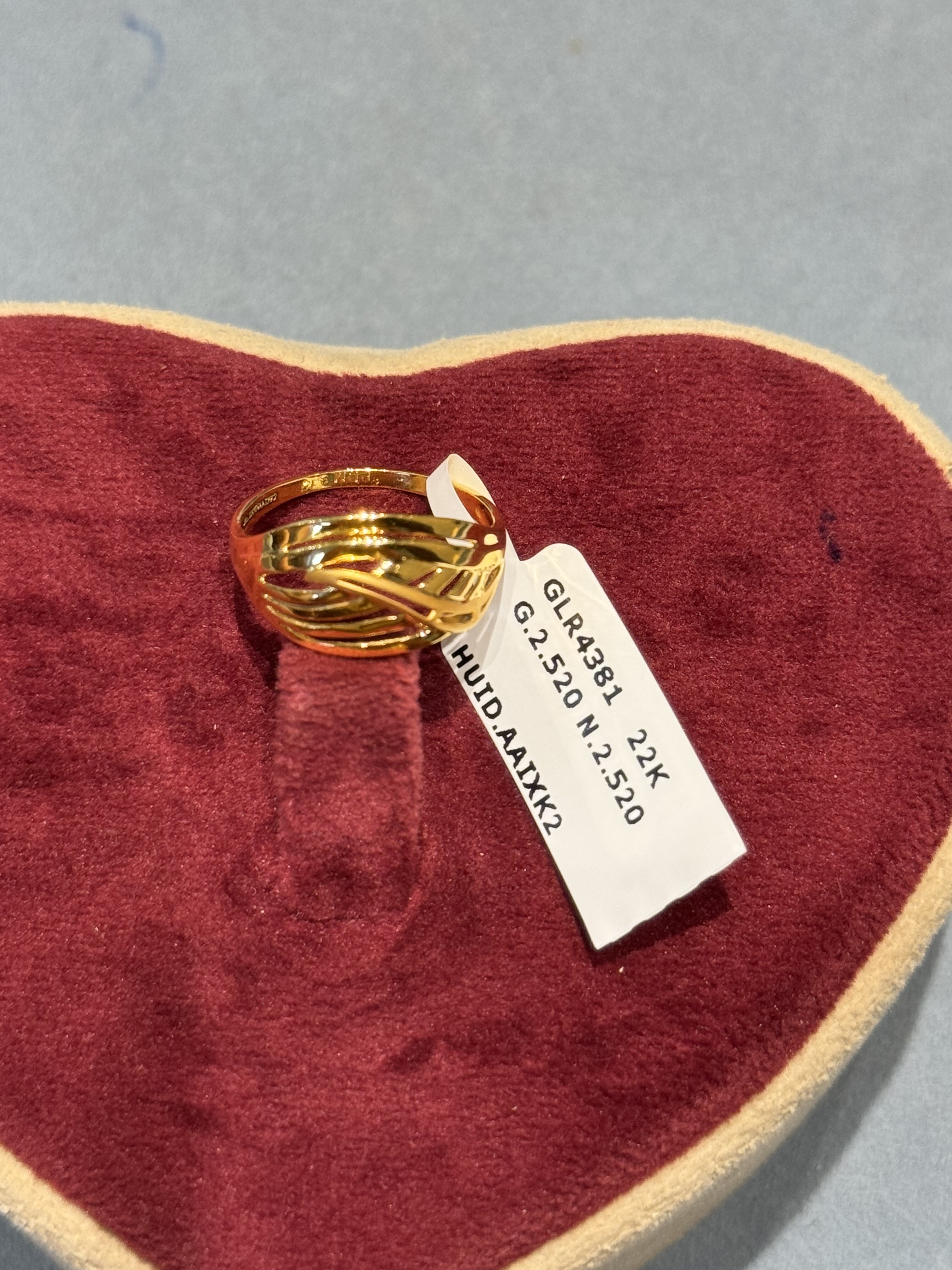 Ladies Rings